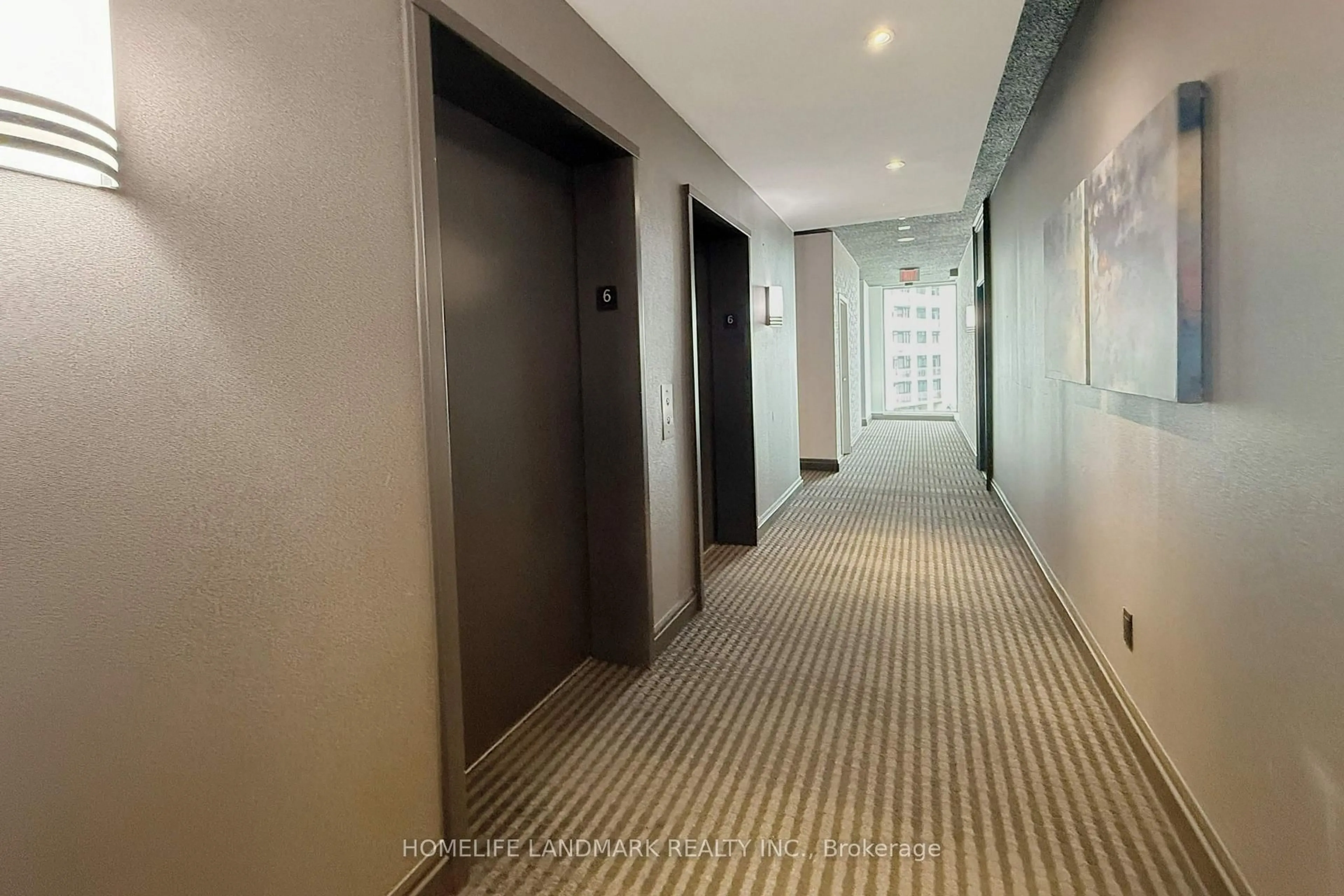 Indoor foyer for 5 Marine Parade Dr #623, Toronto Ontario M8V 4B4
