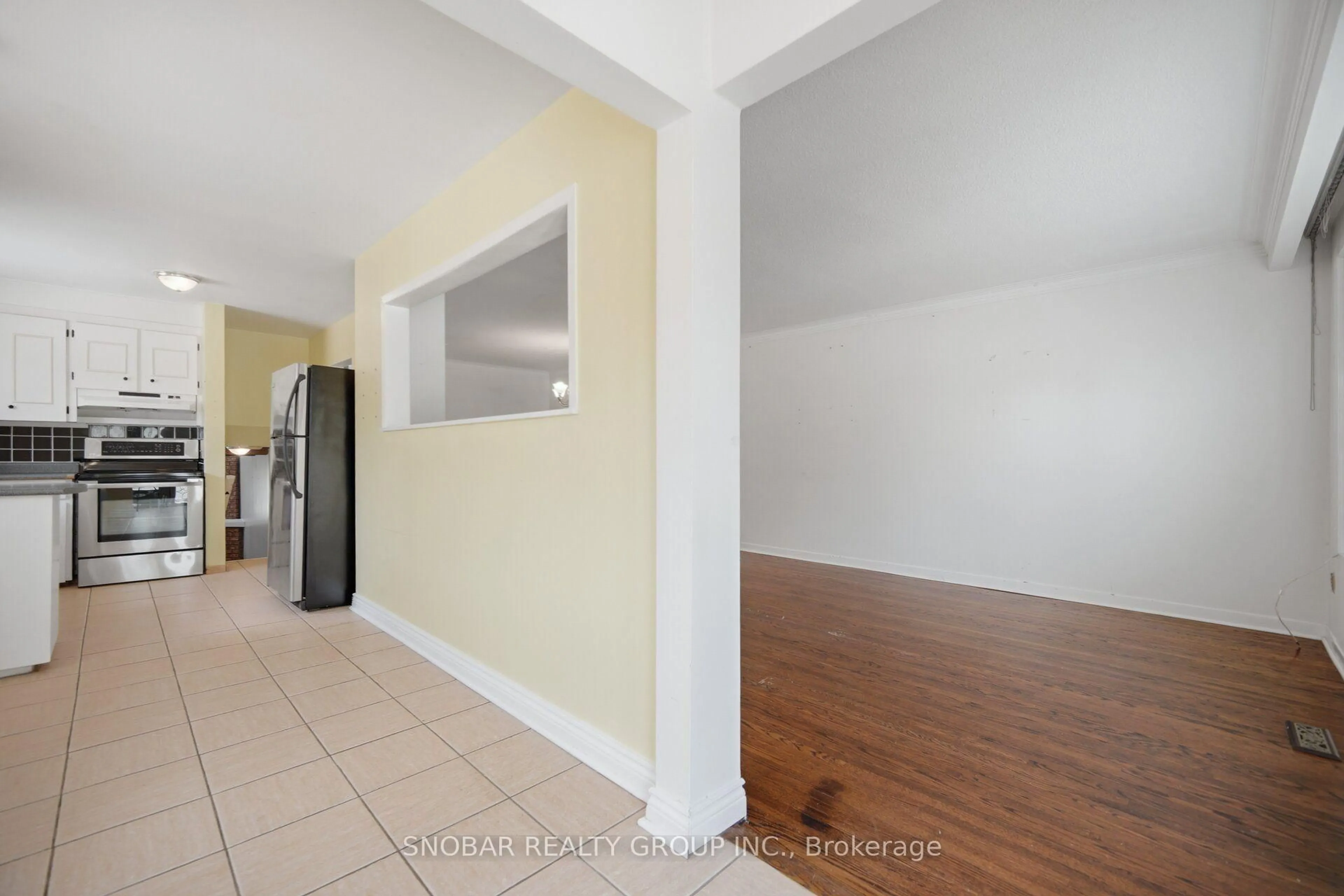 Unknown for 1228 Shamir Cres, Mississauga Ontario L5C 1L1