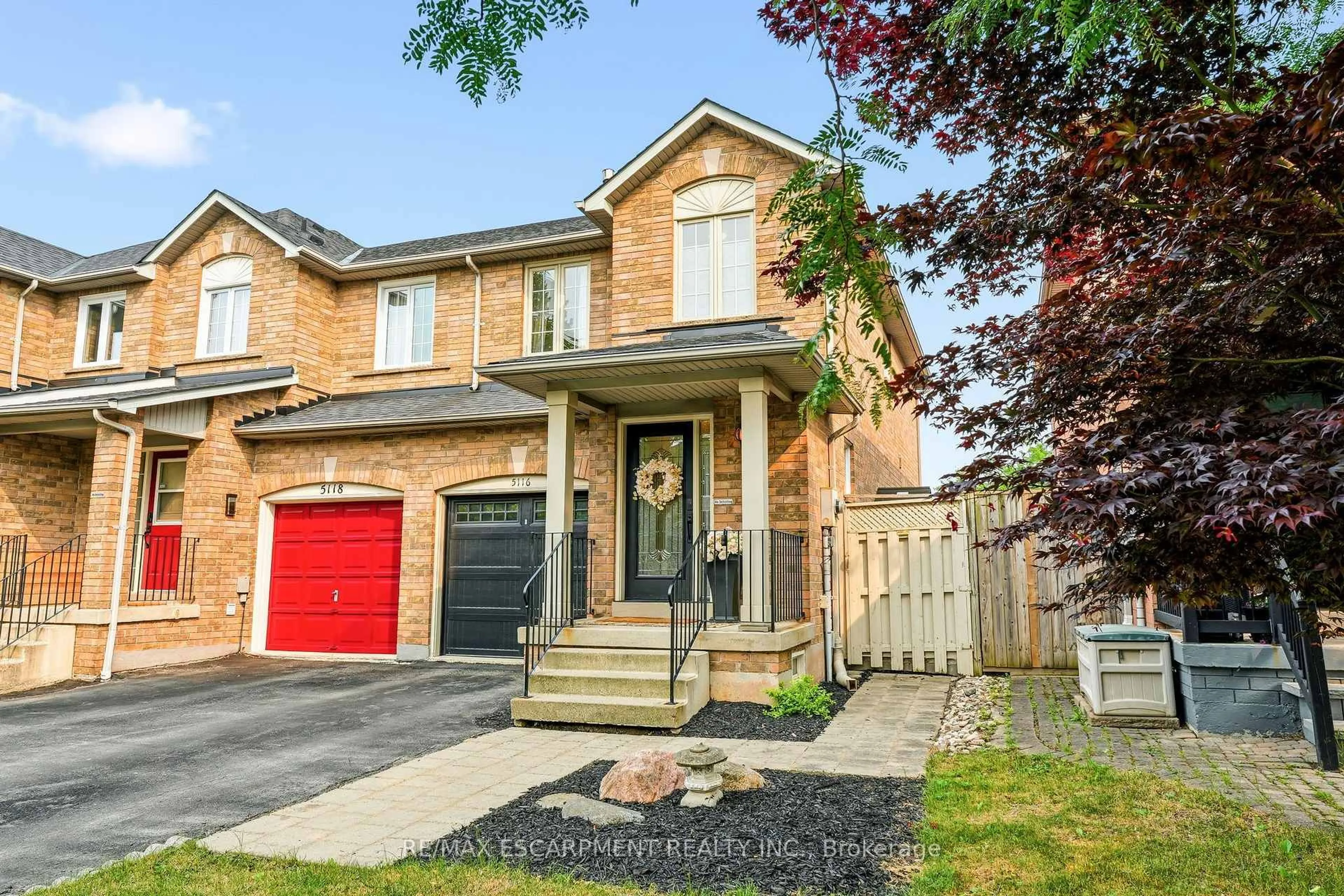 Home with brick exterior material, street for 5116 Silvercreek Dr, Burlington Ontario L7L 6K5
