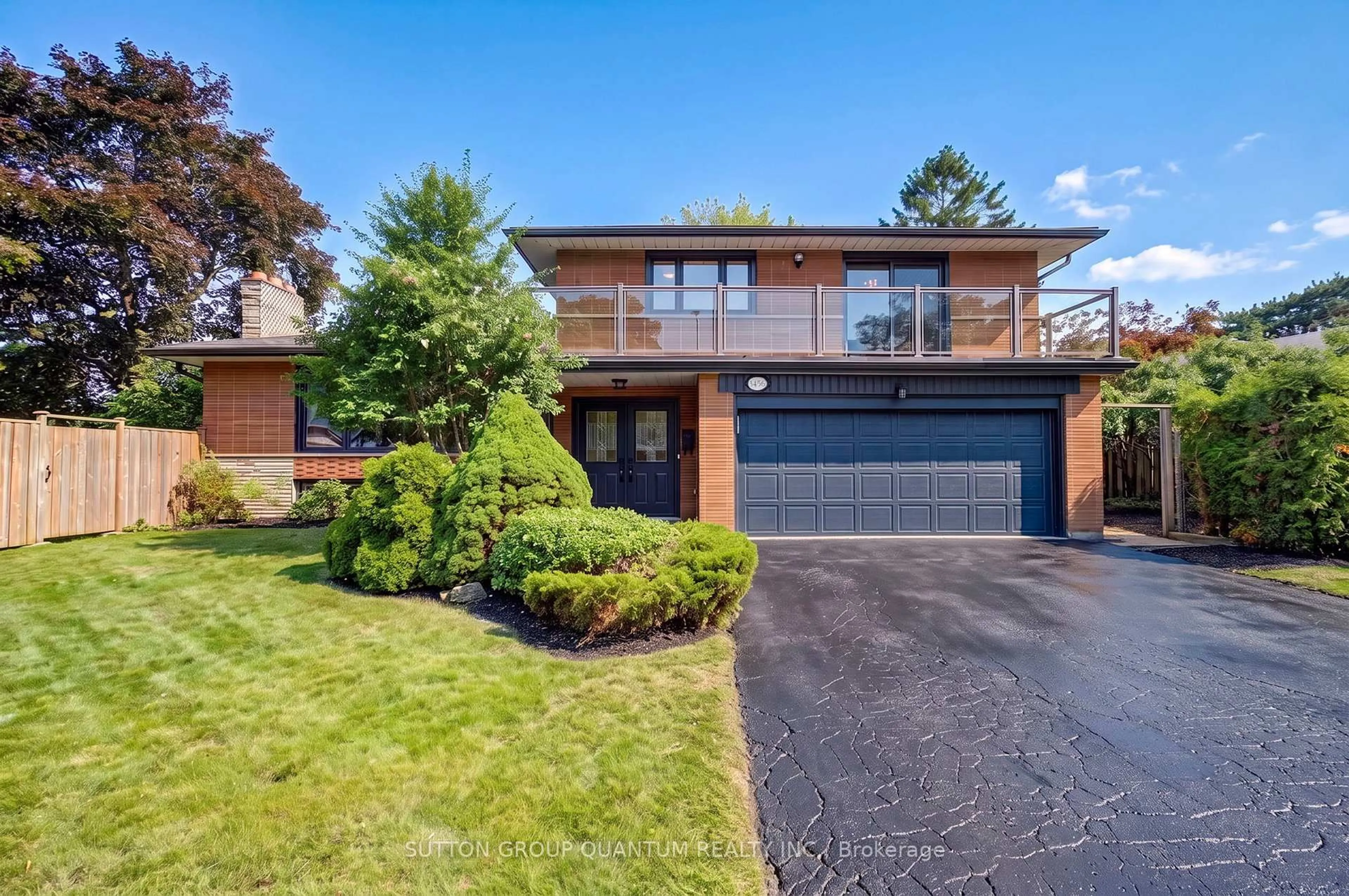 Home with brick exterior material, street for 3456 Riverspray Cres, Mississauga Ontario L4Y 3M7