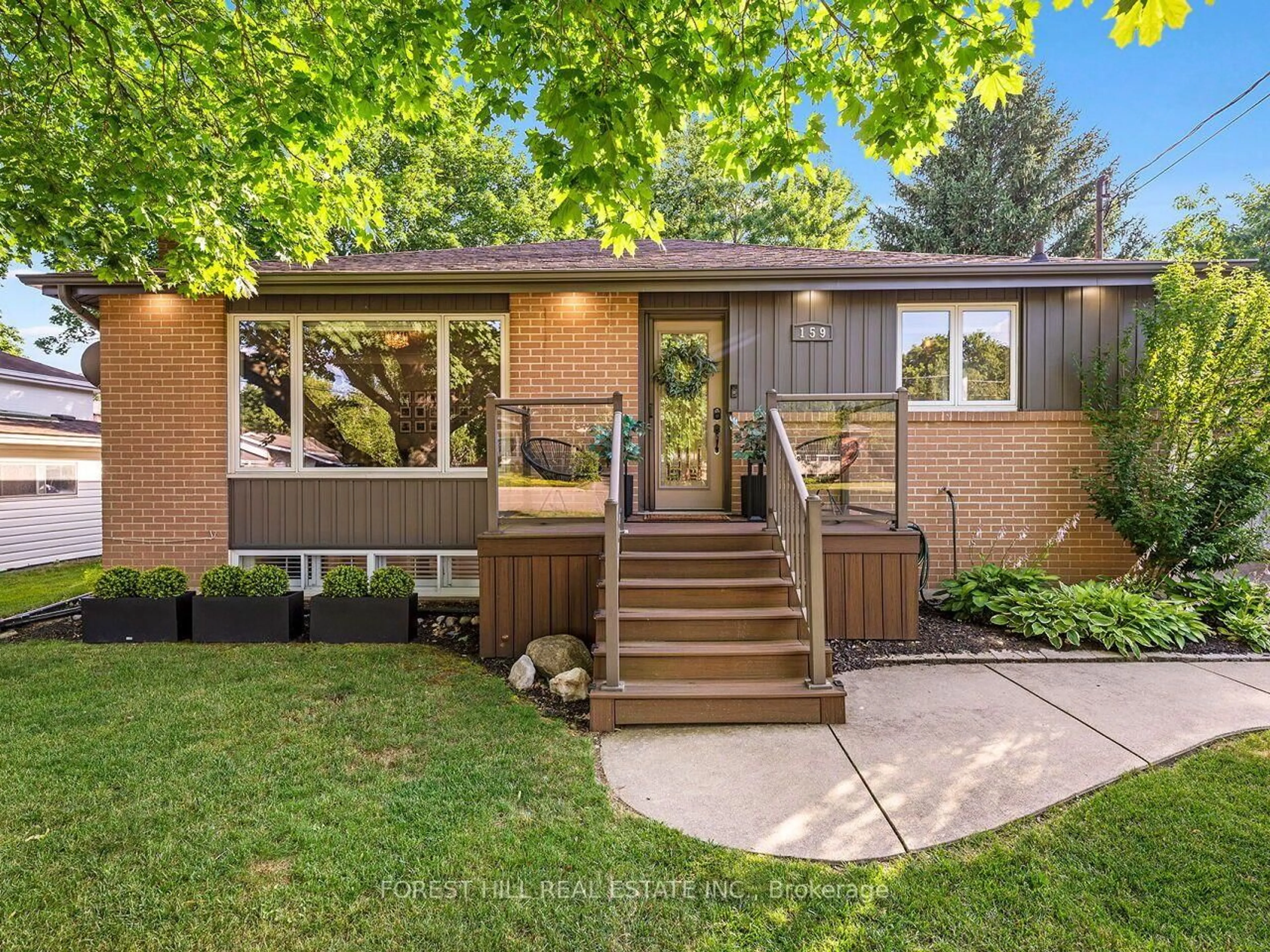Home with vinyl exterior material, street for 159 Robinwood Cres, Milton Ontario L9T 2C2