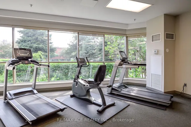 75 King St #201, Mississauga 5