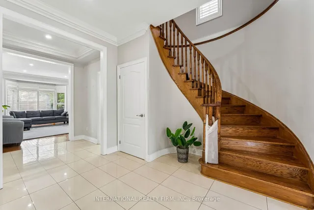 8 Redwillow Rd, Brampton 5