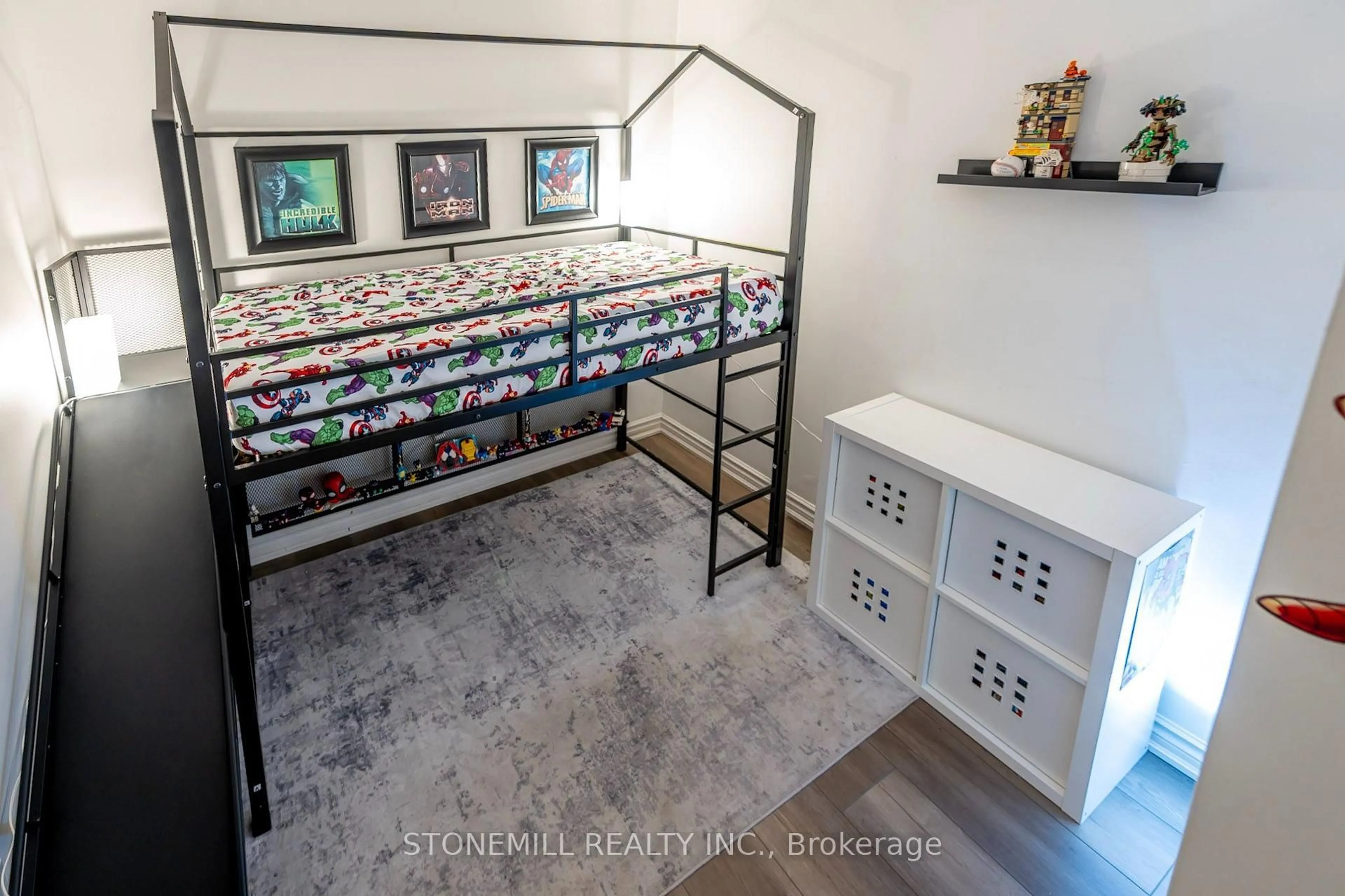 Bedroom with bed, unknown for 2030 Cleaver Ave ##118, Burlington Ontario L7M 4C3