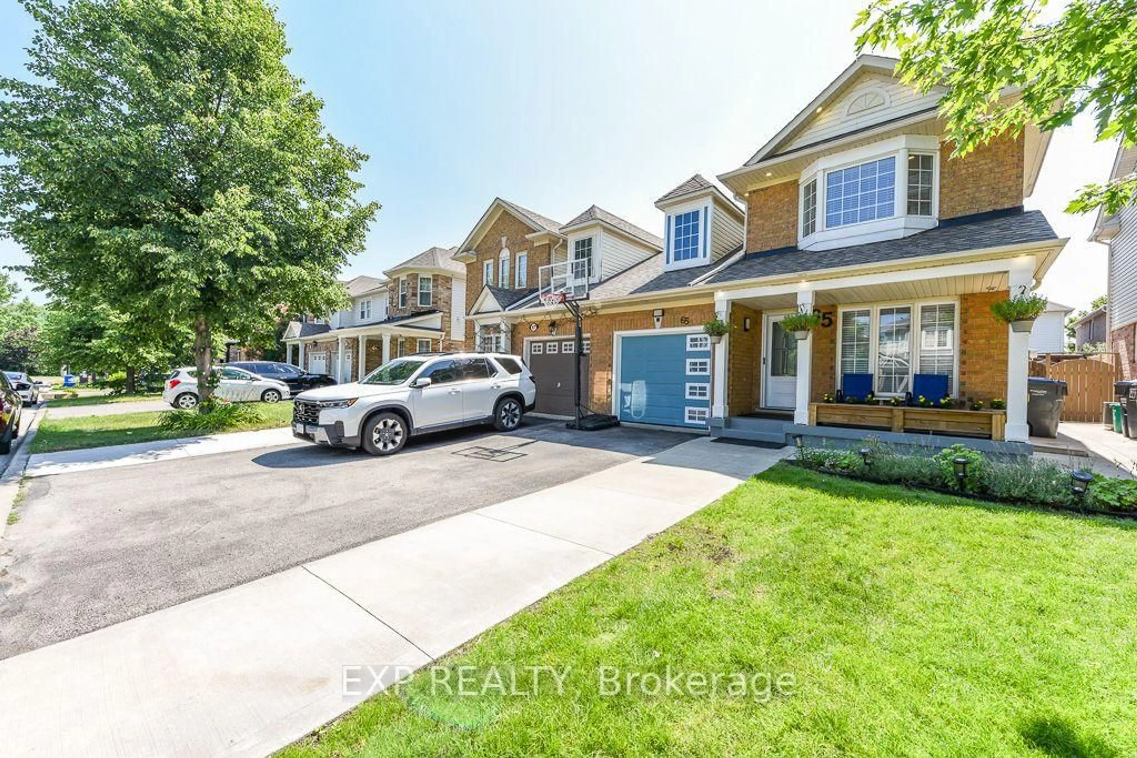 A pic from outside/outdoor area/front of a property/back of a property/a pic from drone, street for 65 Jessop Dr, Brampton Ontario L7A 3N4