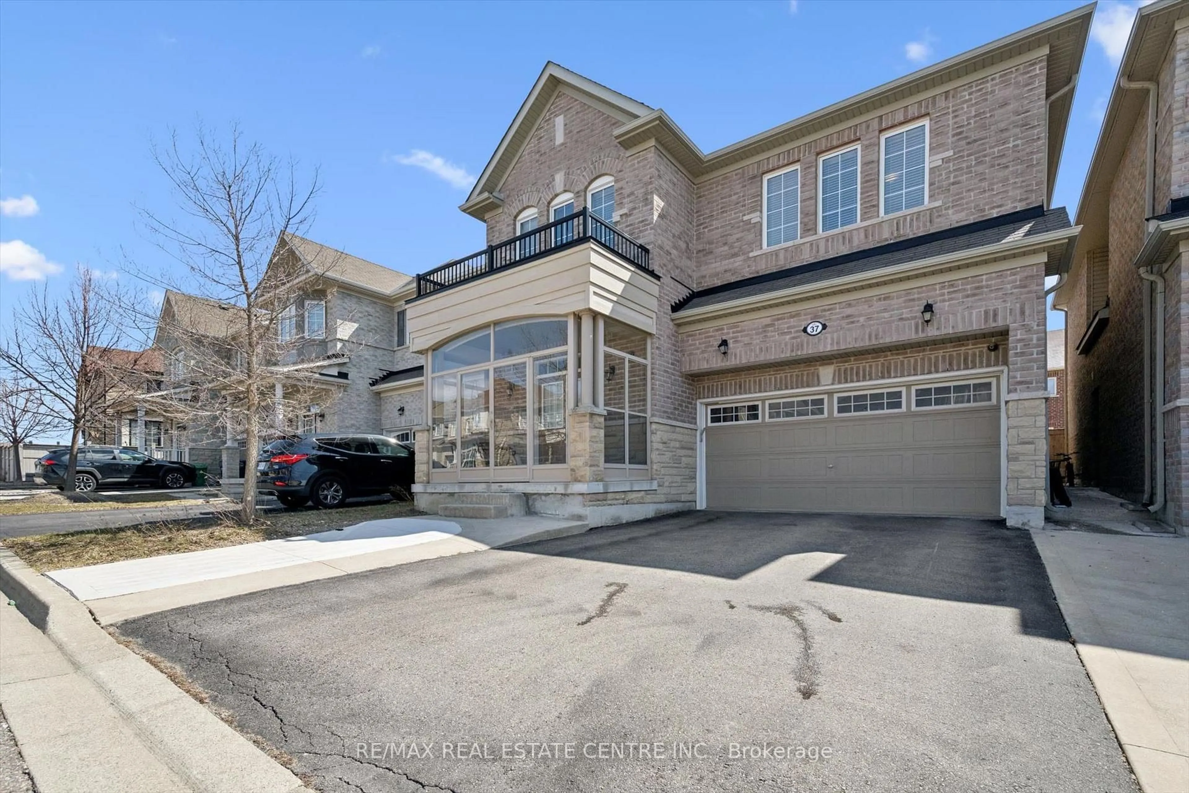 Unknown for 37 Zanetta Cres, Brampton Ontario L6Y 6A2