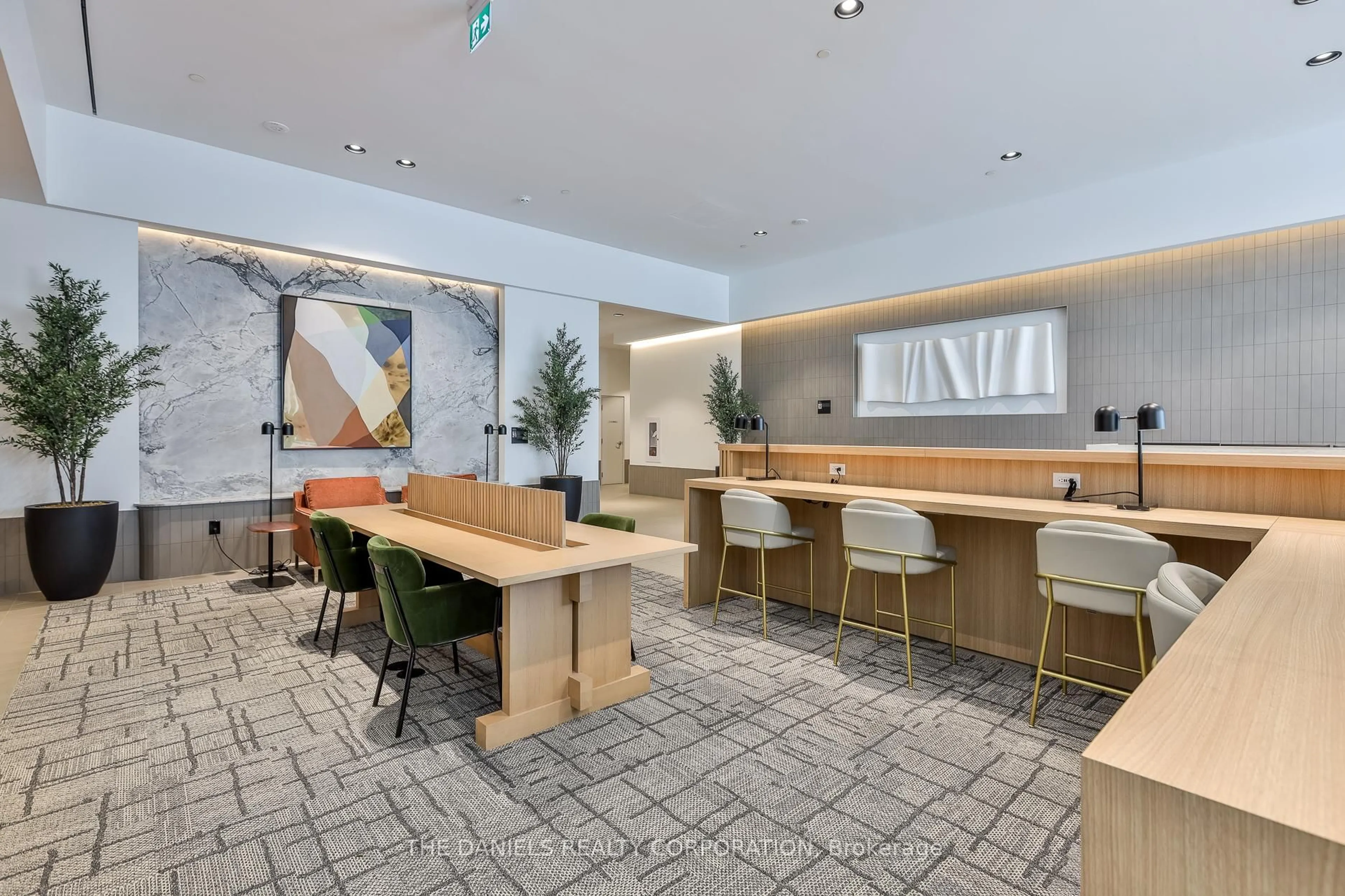 Lobby for 395 Square One Dr #3908, Mississauga Ontario L5B 0P6