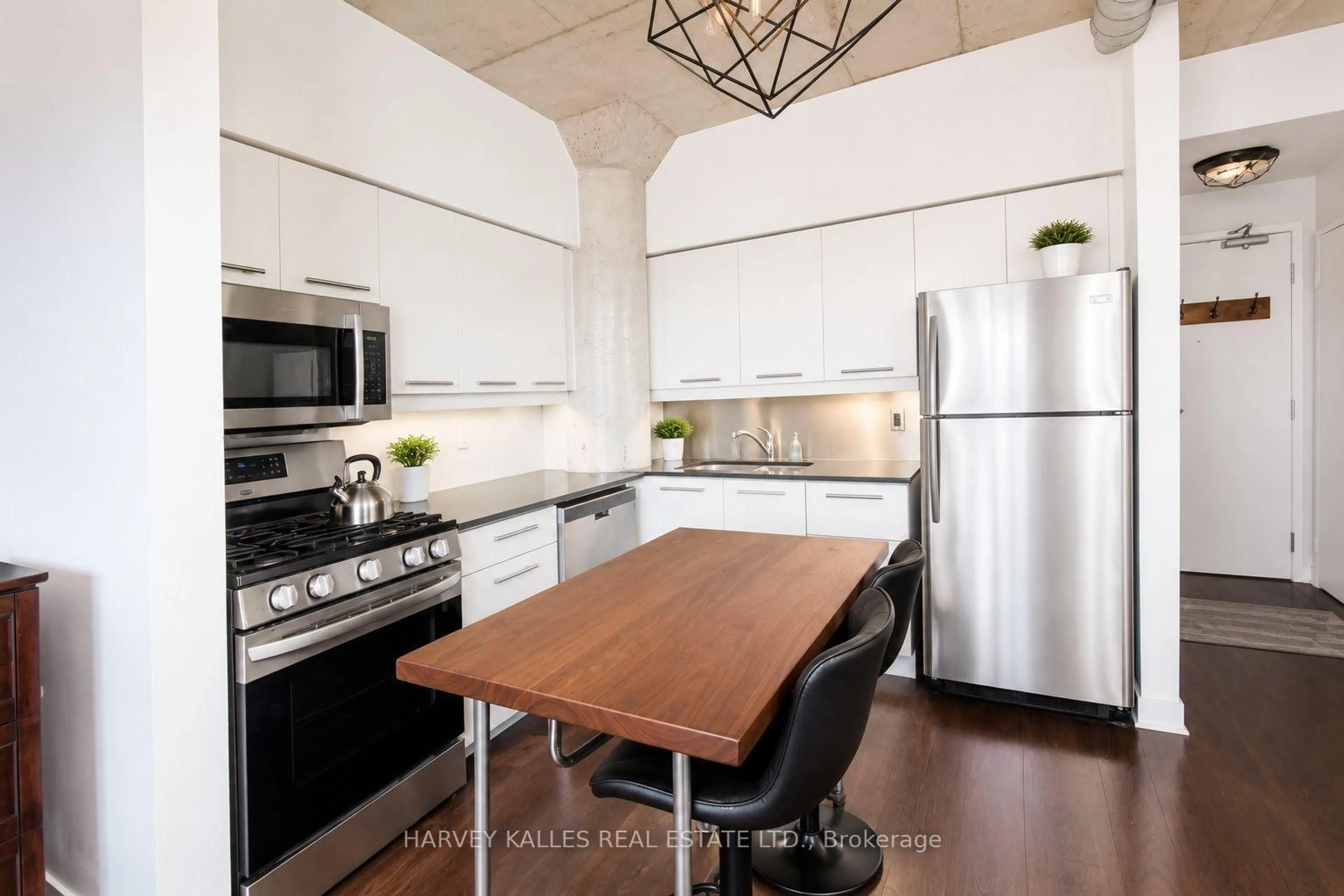Open concept kitchen, unknown for 1375 Dupont St #403, Toronto Ontario M6H 4J8
