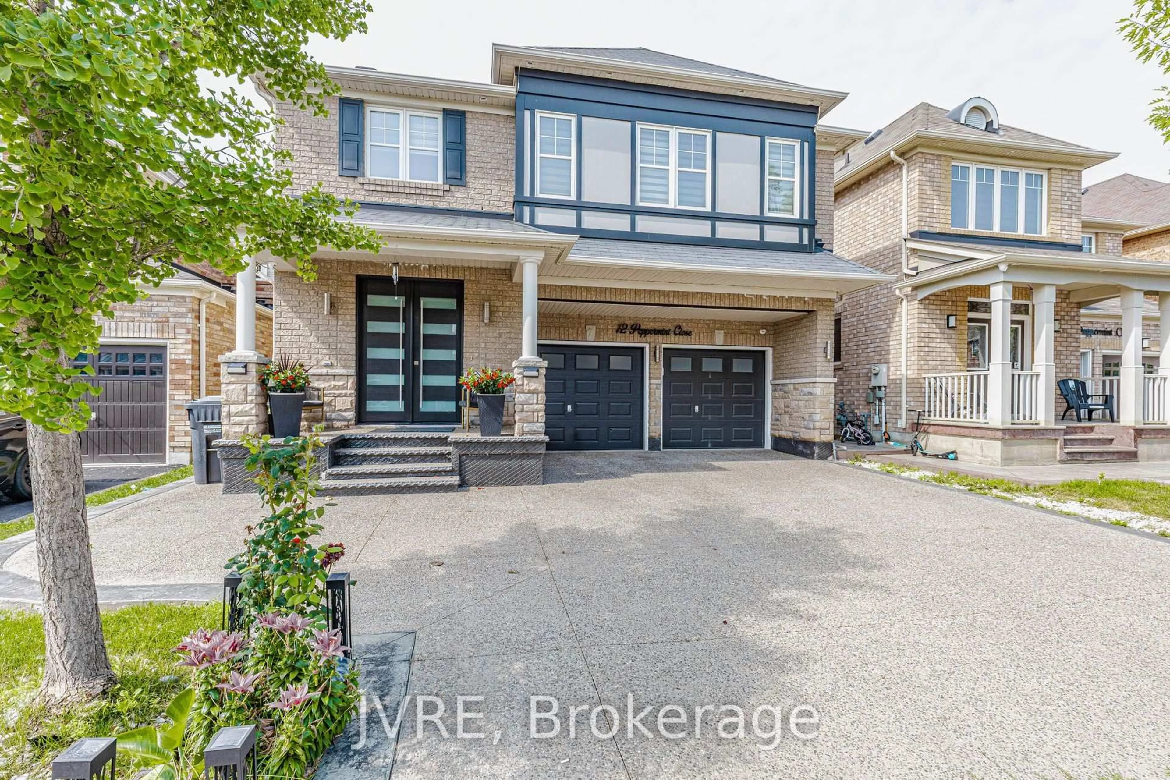 Home with brick exterior material, street for 12 Peppermint Clse, Brampton Ontario L6P 3C6