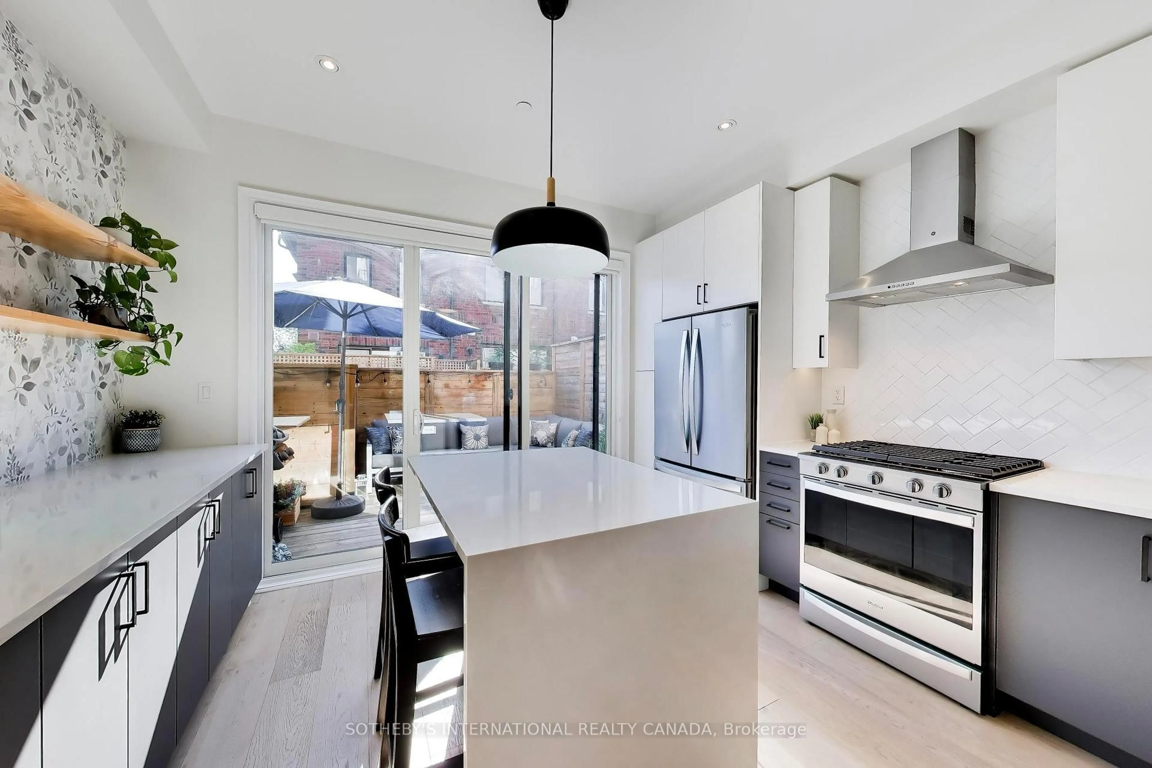 Contemporary kitchen, ceramic/tile floor for 80 Daisy Ave #30, Toronto Ontario M8W 0B7