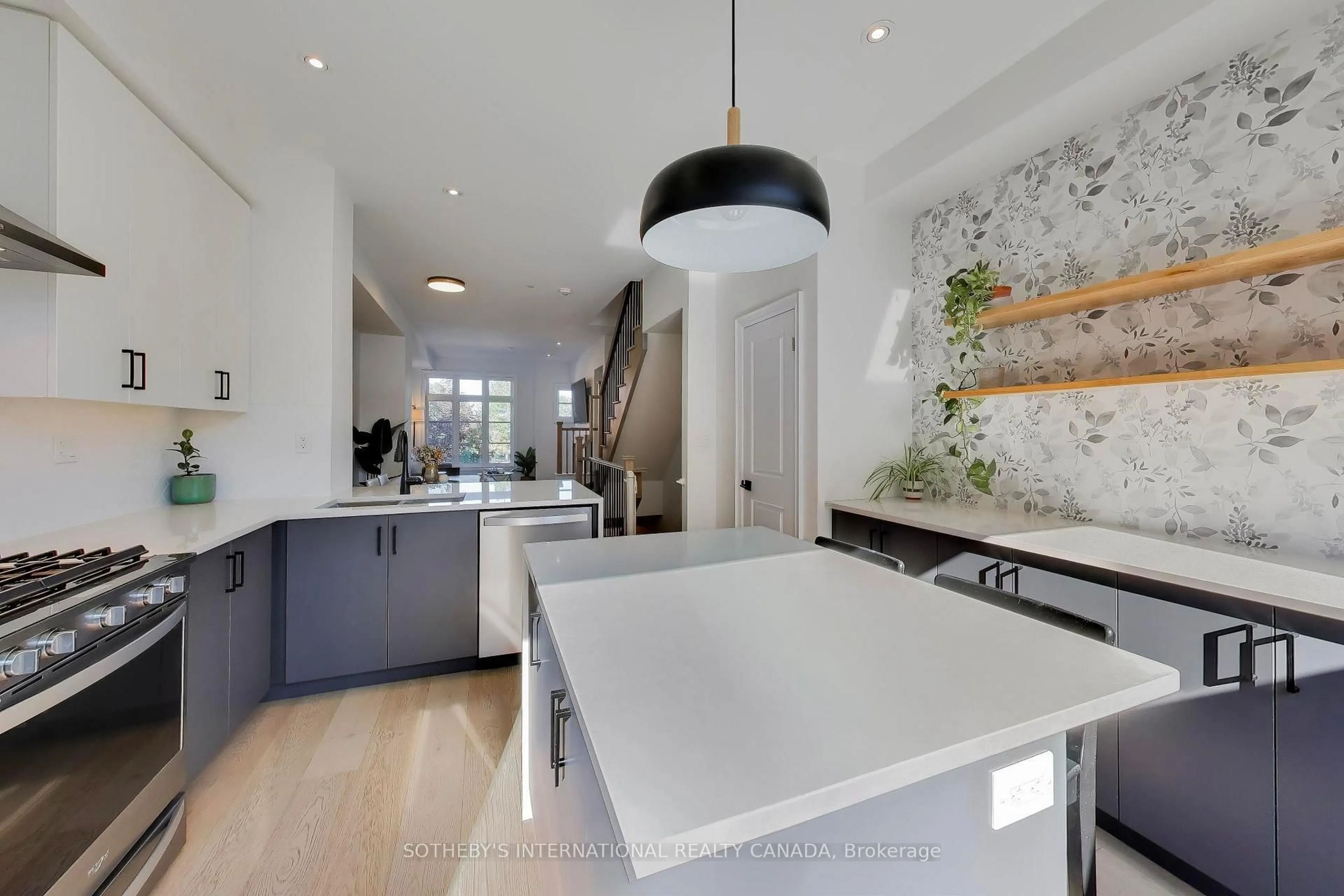 Contemporary kitchen, unknown for 80 Daisy Ave #30, Toronto Ontario M8W 0B7