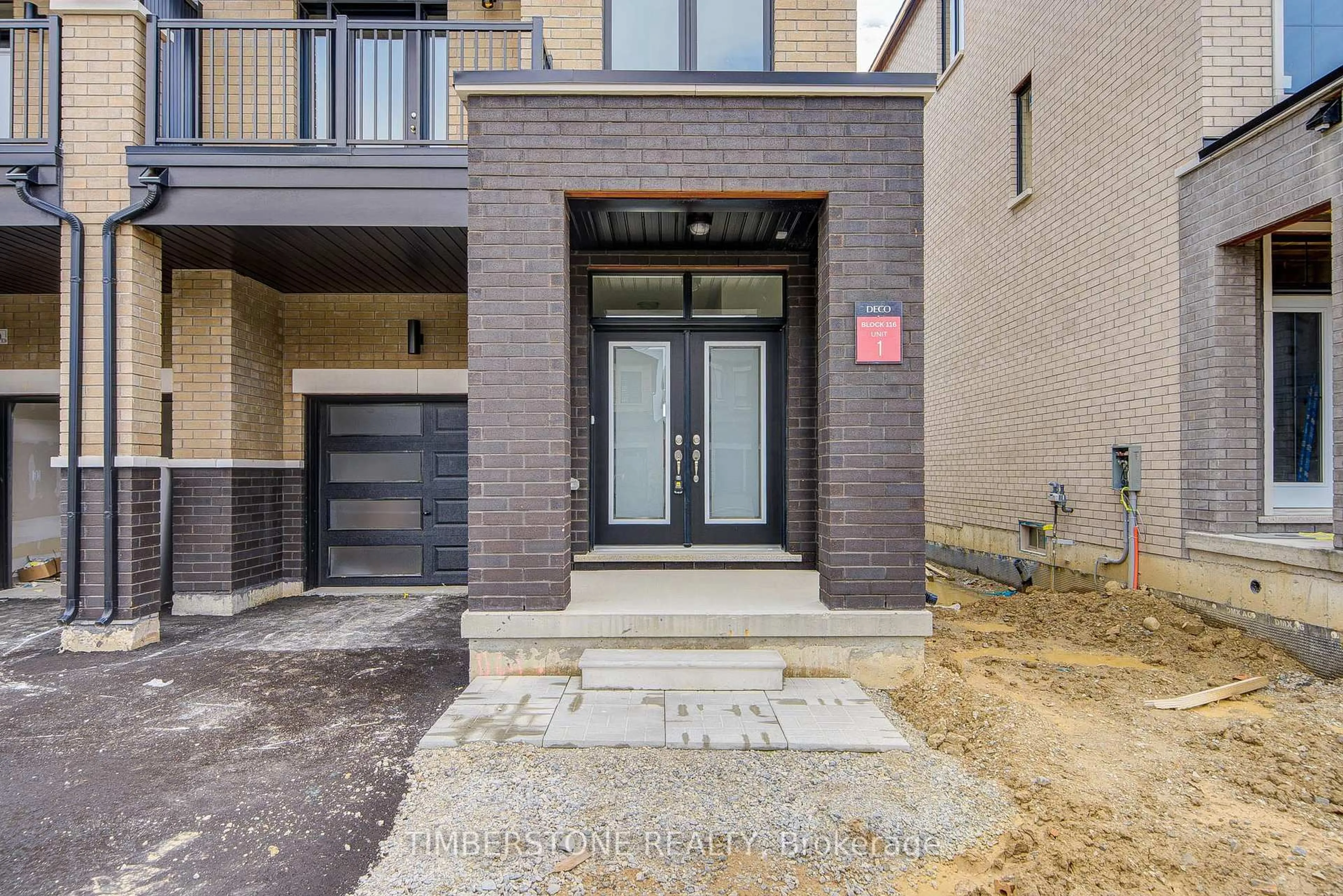Unknown for 108 Arnold Circ, Brampton Ontario L7A 5M2