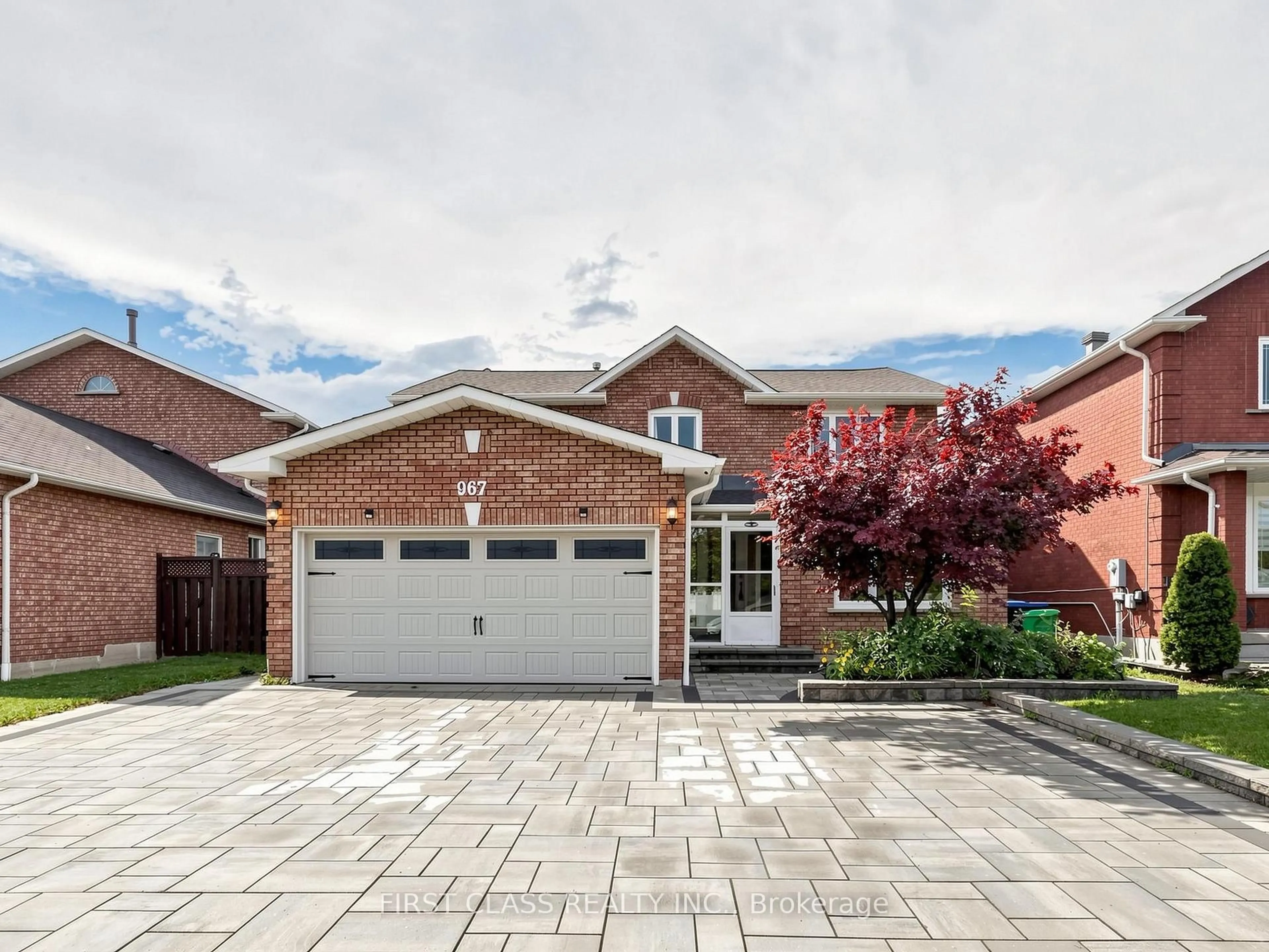 Home with brick exterior material, street for 967 White Clover Way, Mississauga Ontario L5V 1E7