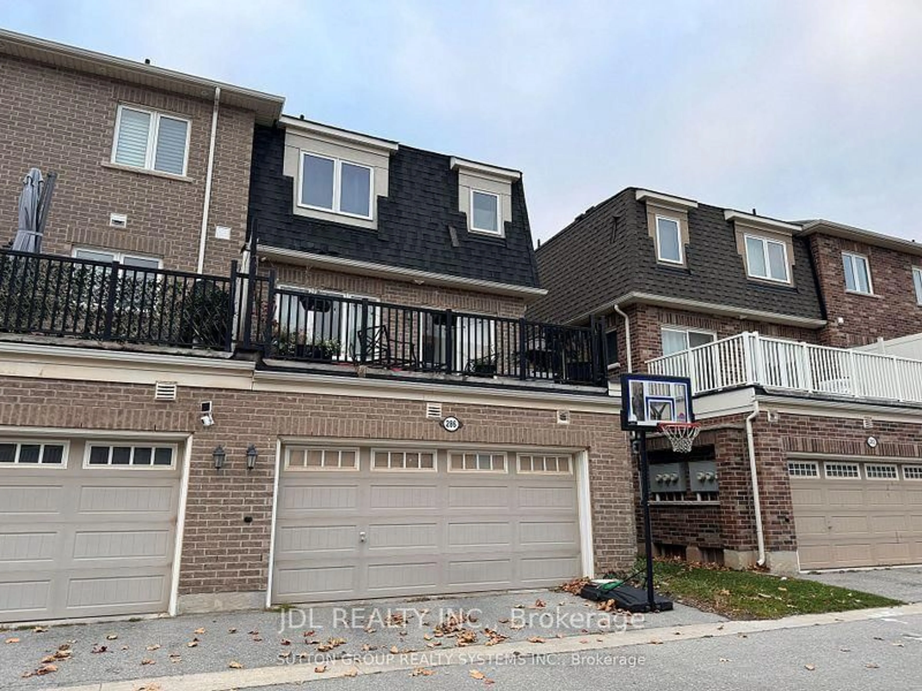 Unknown for 286 Ellen Davidson Dr, Oakville Ontario L6M 0V5