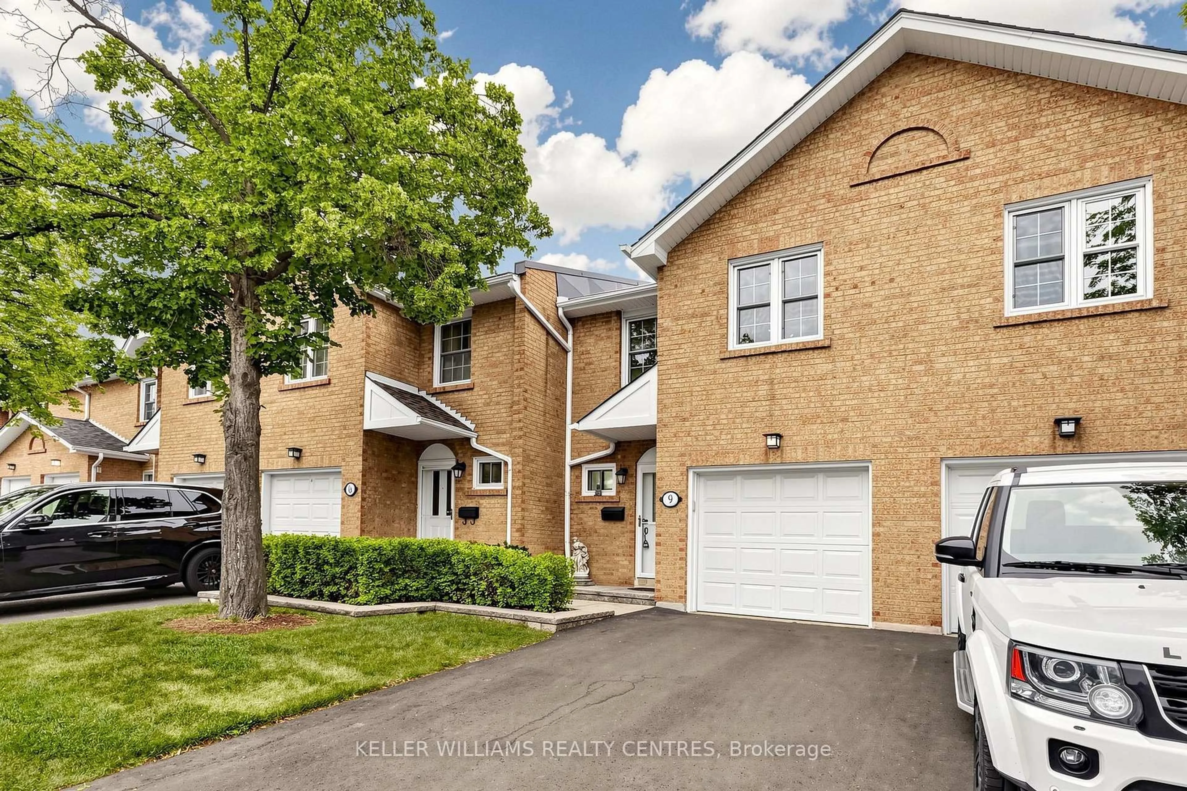Unknown for 1951 Rathburn Rd #9, Mississauga Ontario L4W 2N9