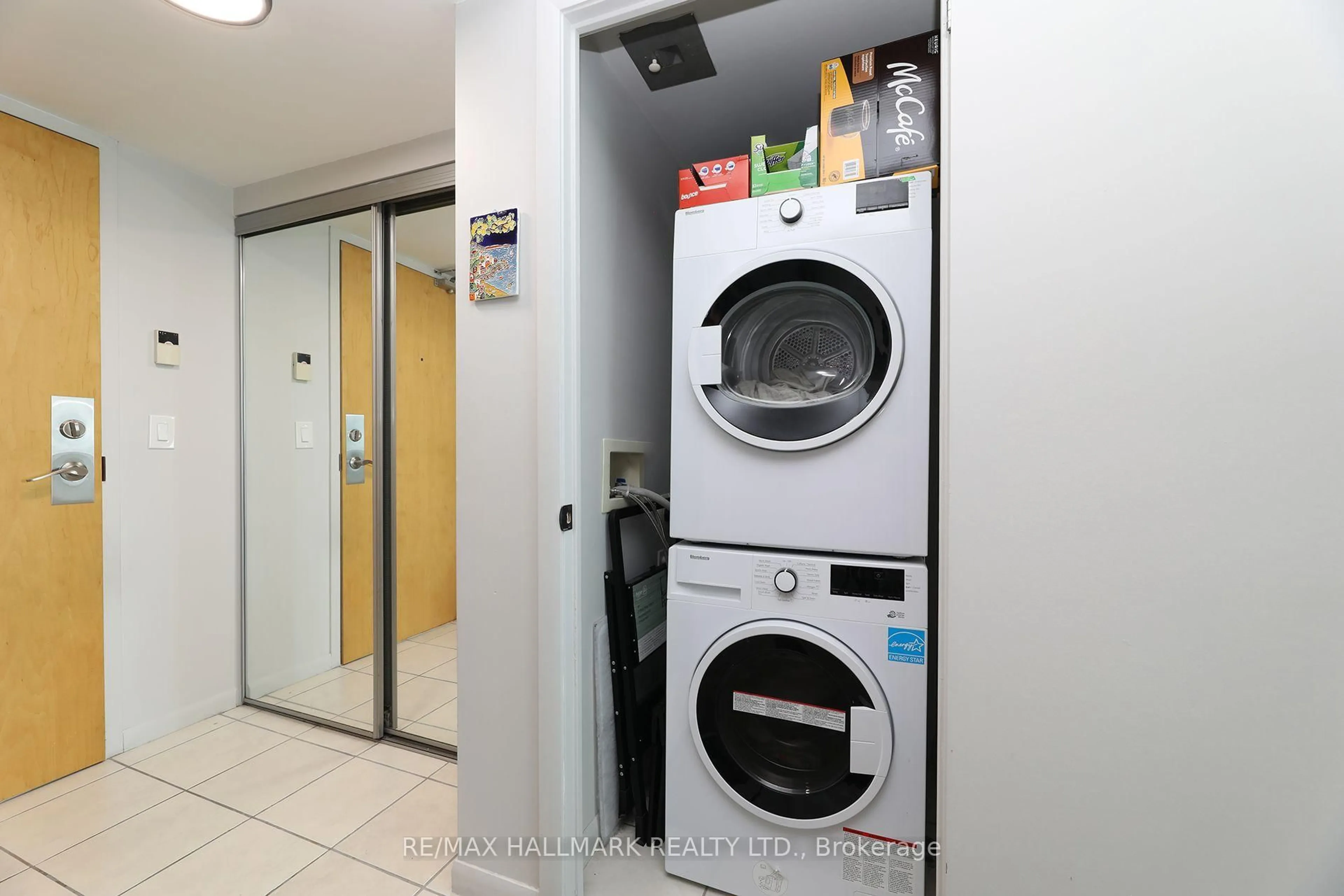 Laundry room for 185 Legion Rd #1810, Toronto Ontario M8Y 0A1