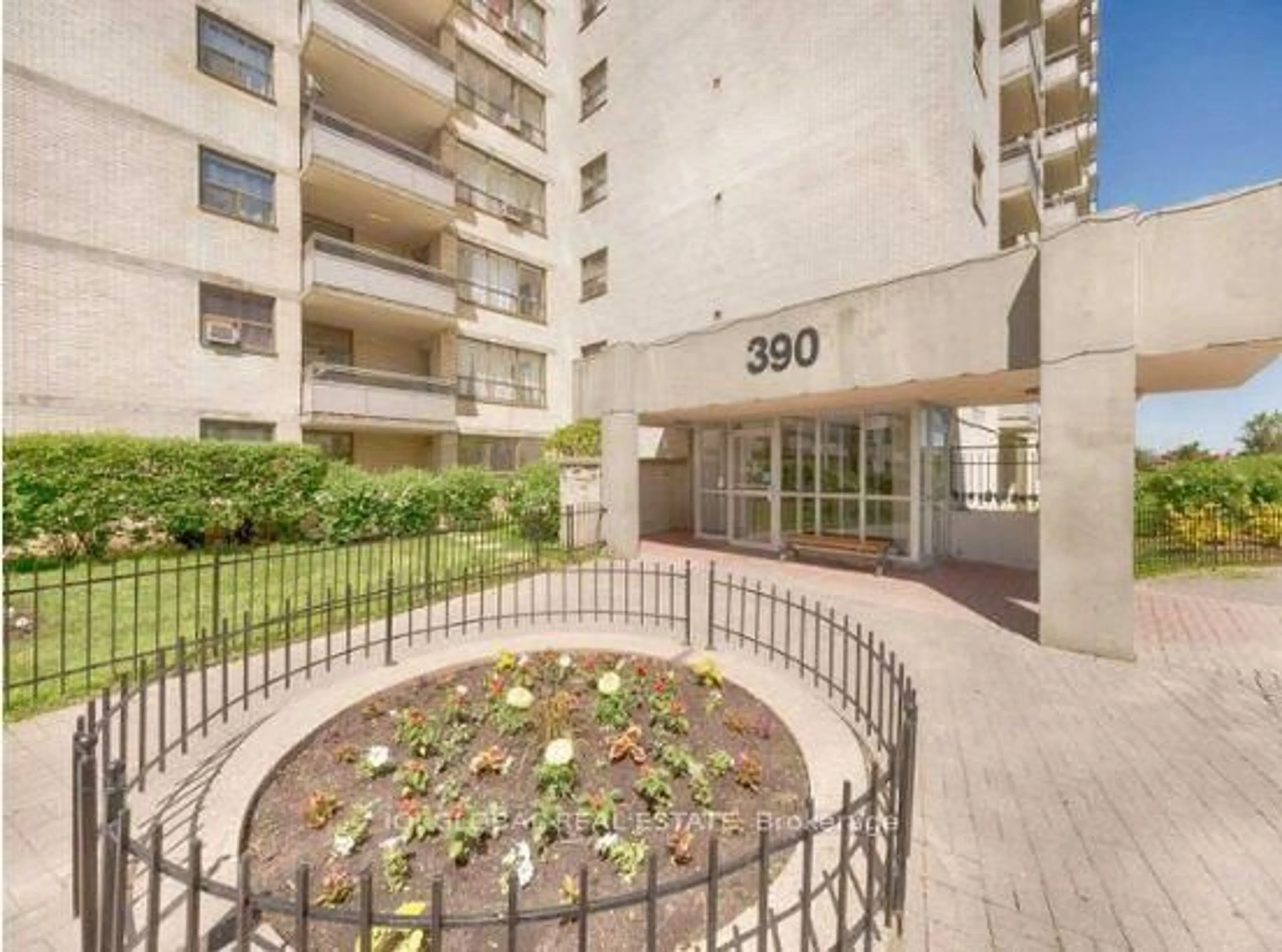 Unknown for 390 Dixon Rd #1202, Toronto Ontario M9R 1T4