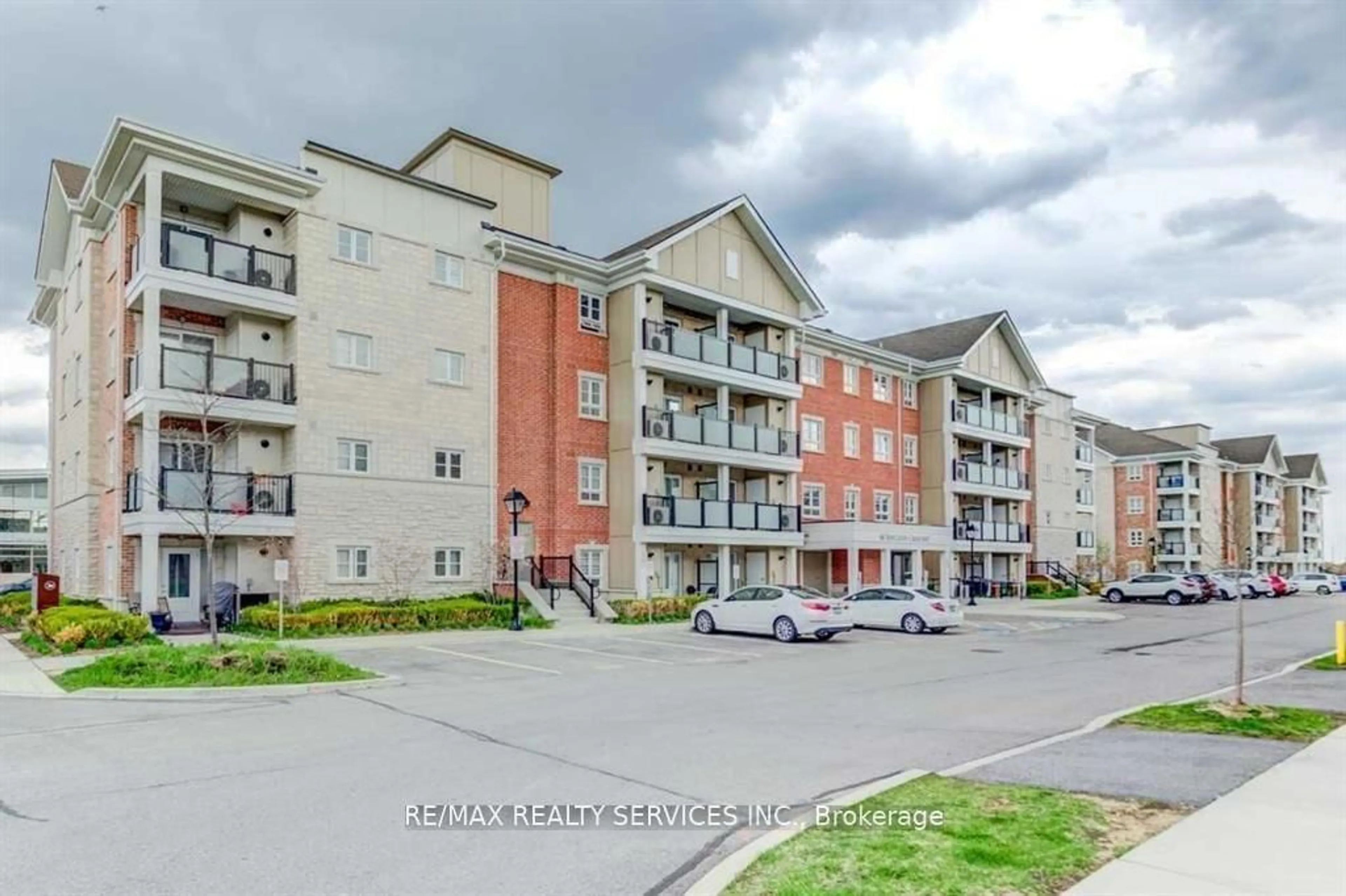 A pic from outside/outdoor area/front of a property/back of a property/a pic from drone, unknown for 60 Baycliffe Cres #101, Brampton Ontario L7A 0Z4