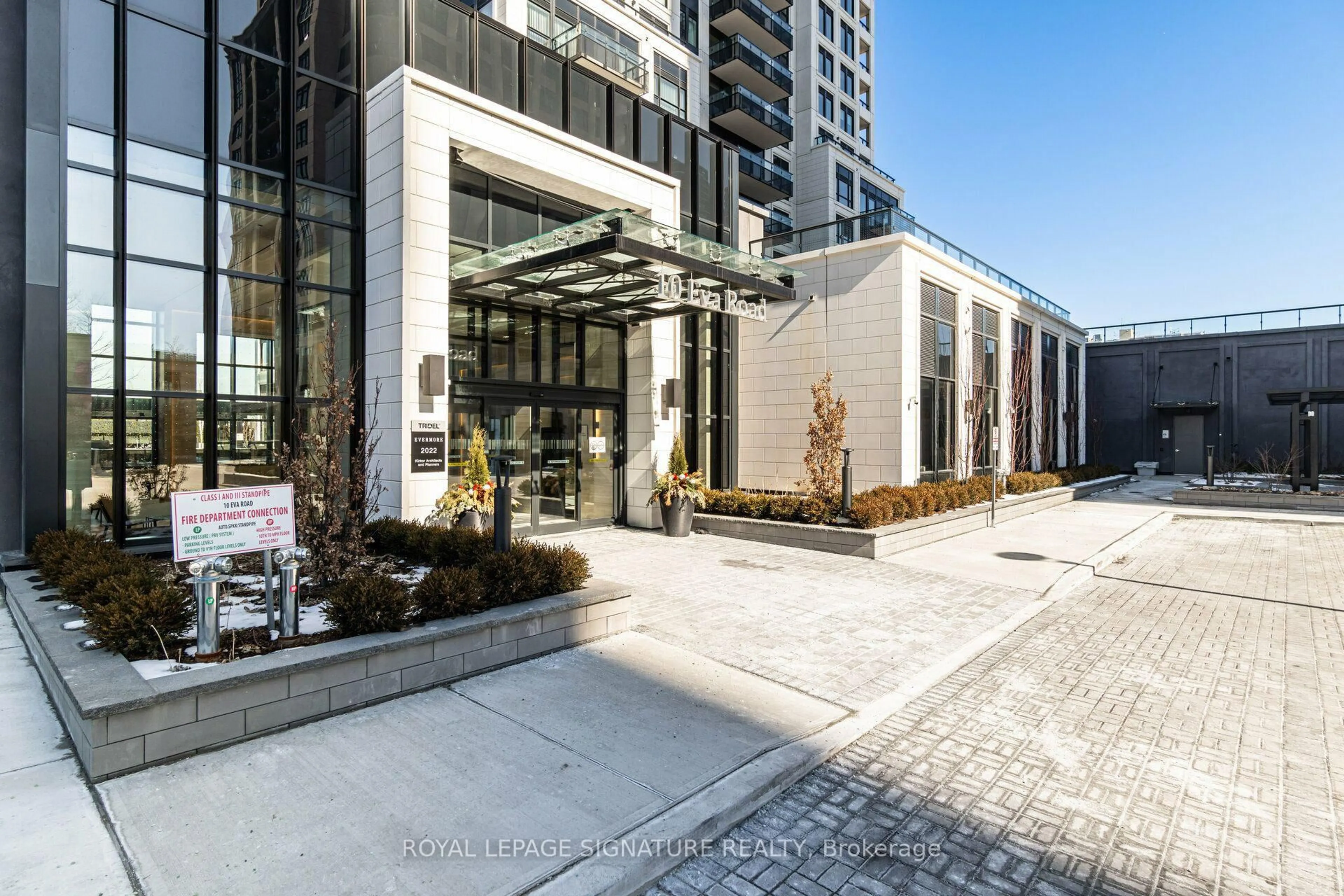 Indoor foyer for 10 Eva Rd #2705, Toronto Ontario M9C 0B3