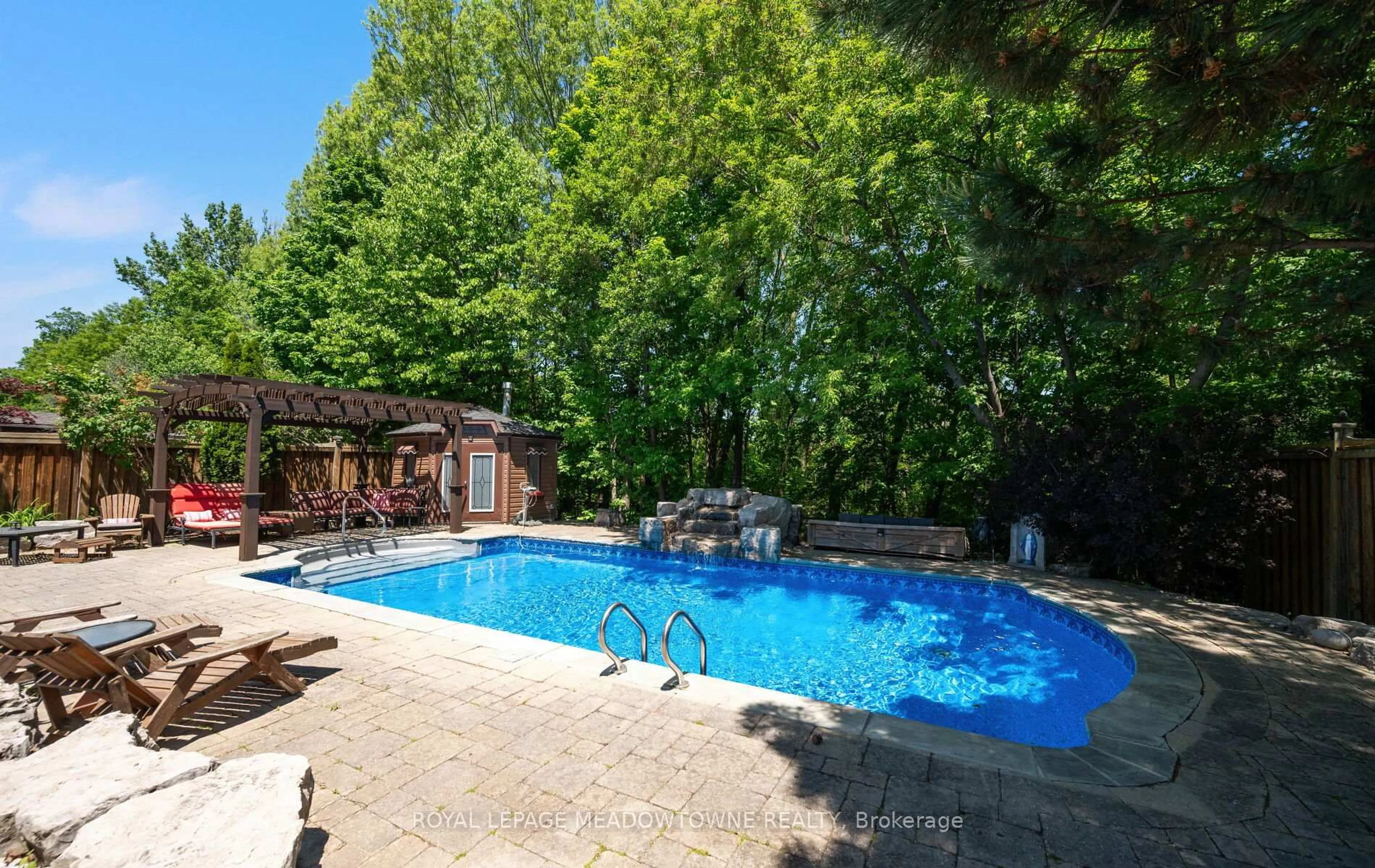 Pool for 5 McNutt St, Brampton Ontario L6Y 5S3