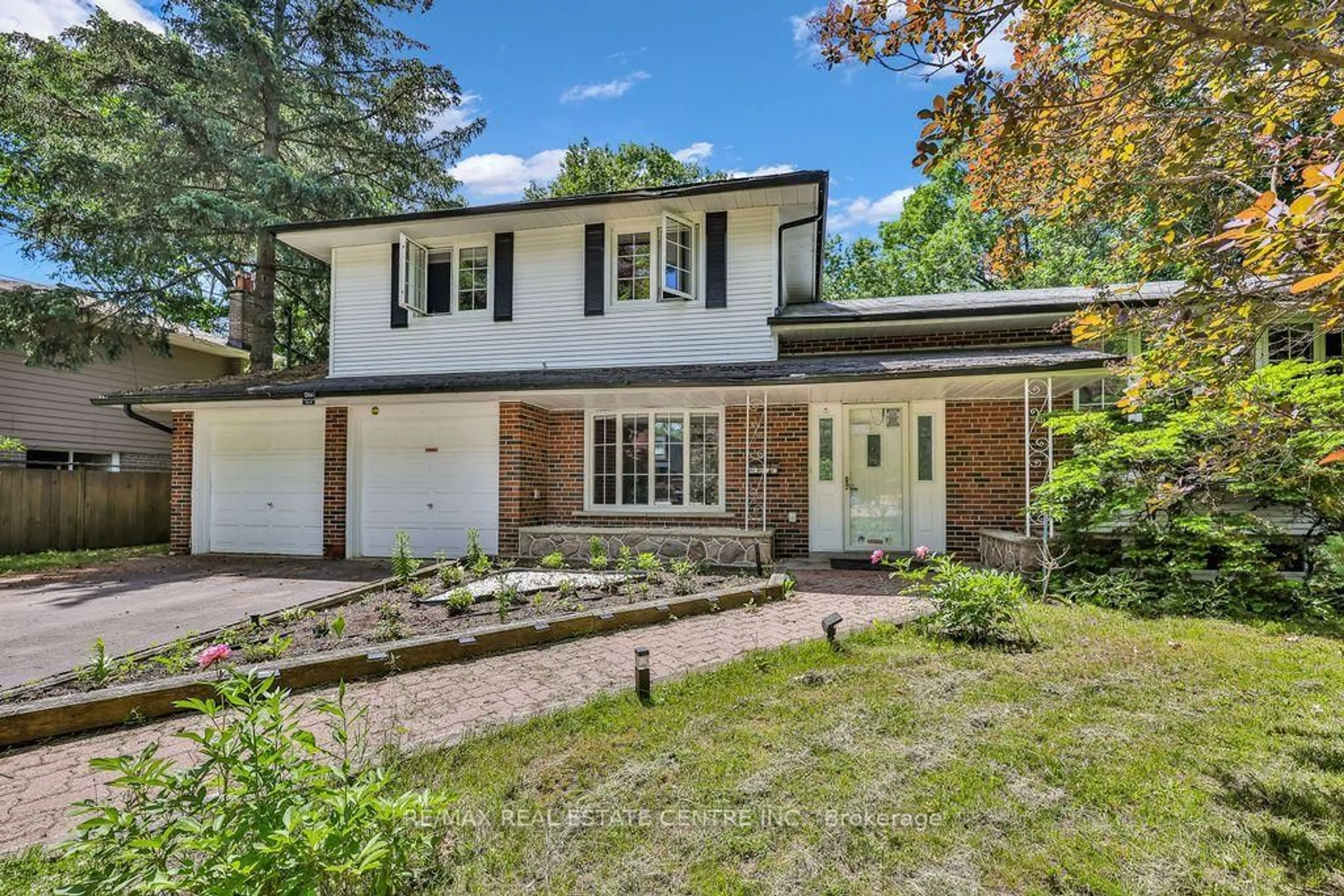 Home with brick exterior material, street for 1366 Aldo Dr, Mississauga Ontario L5H 3E9