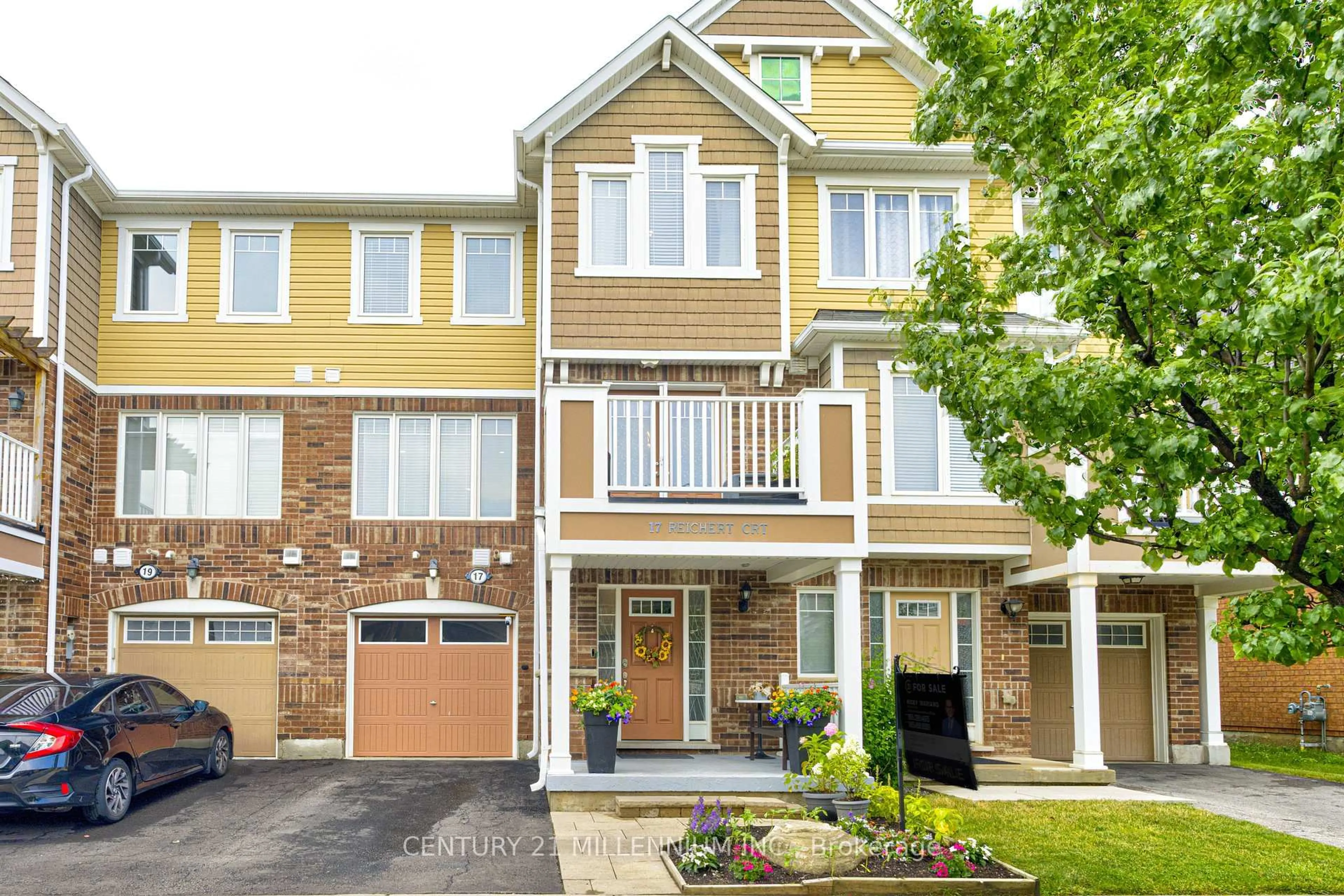 Unknown for 17 Reichert Crt, Milton Ontario L9T 8R7