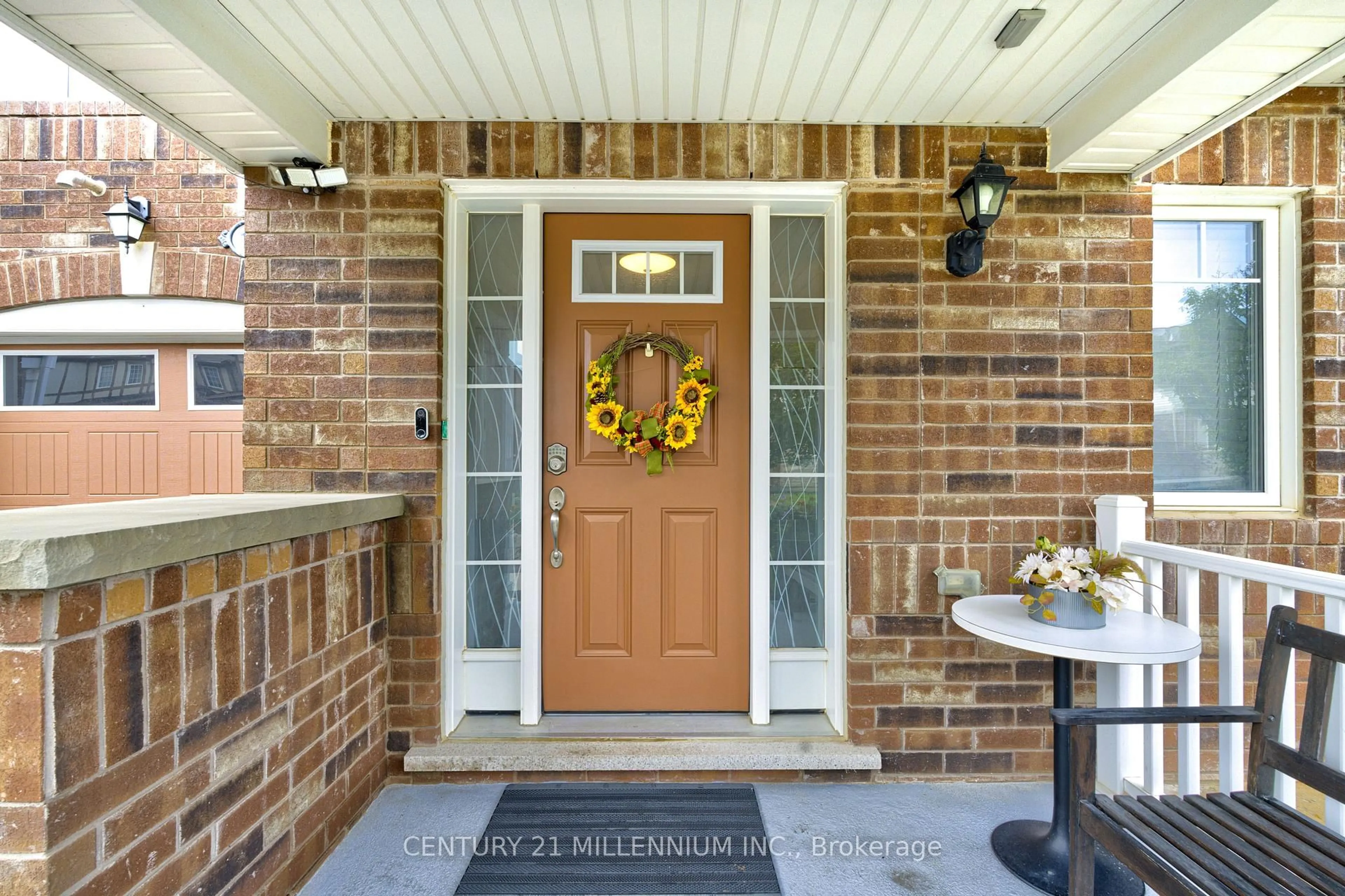 Unknown for 17 Reichert Crt, Milton Ontario L9T 8R7