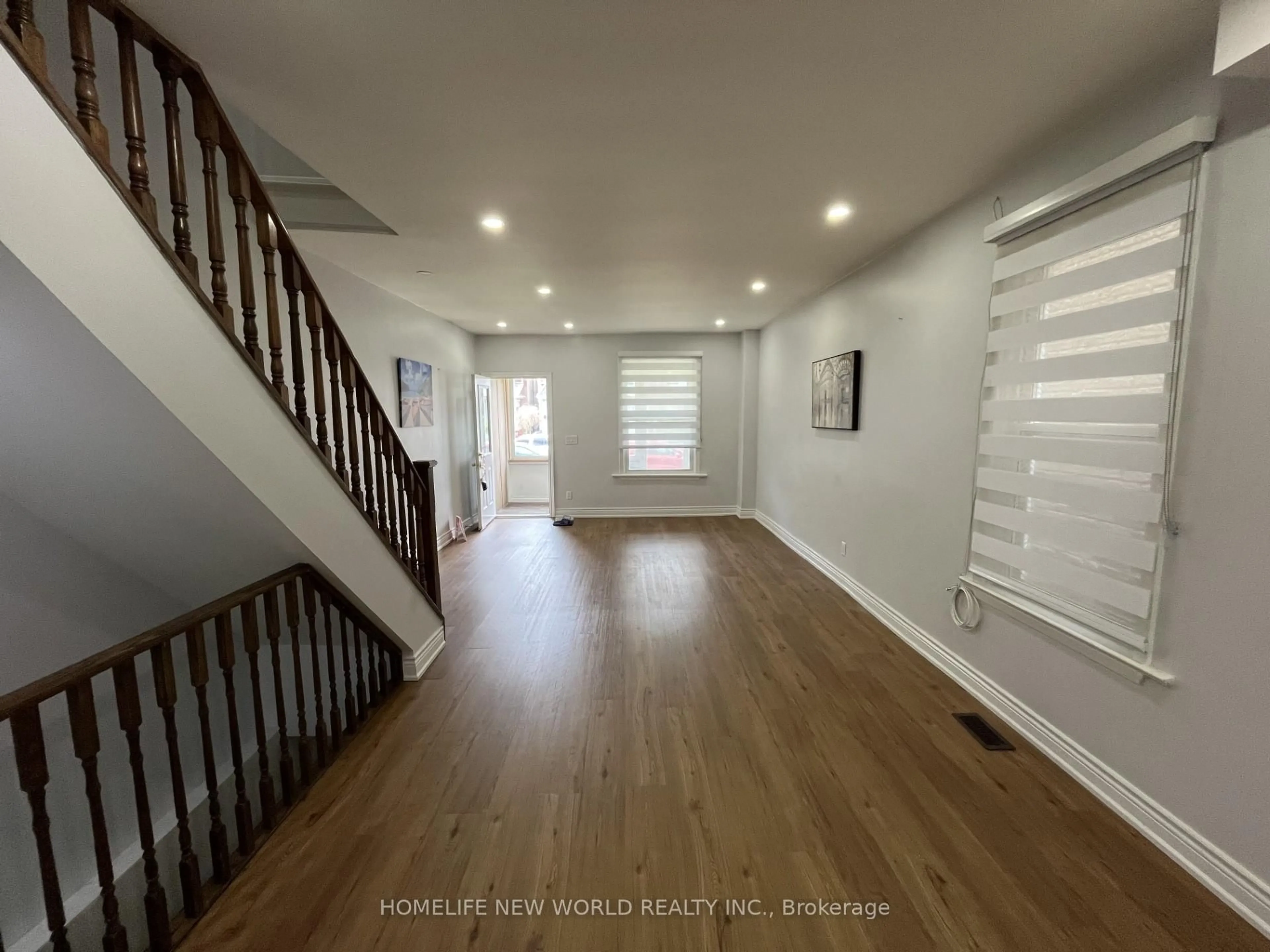 Unknown for 19 Britannia Ave, Toronto Ontario M6N 3T6