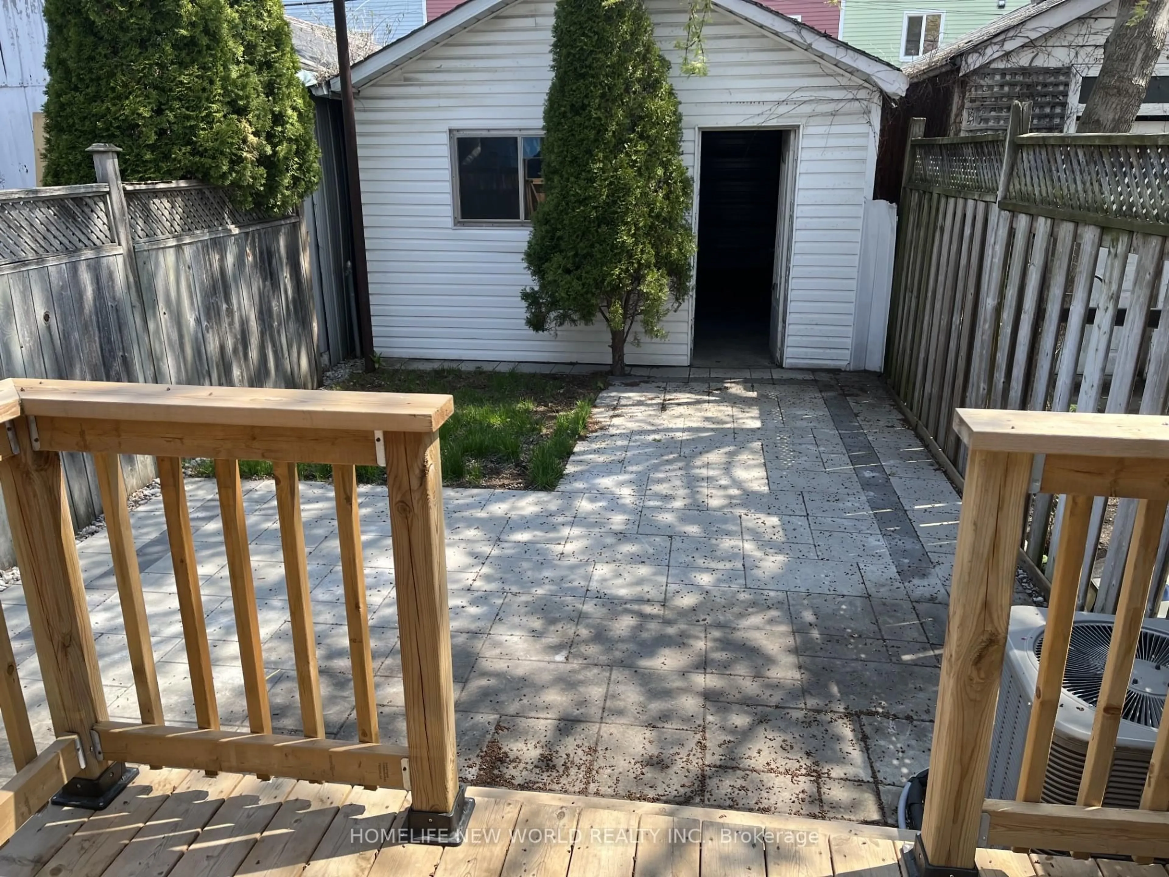 Patio, street for 19 Britannia Ave, Toronto Ontario M6N 3T6