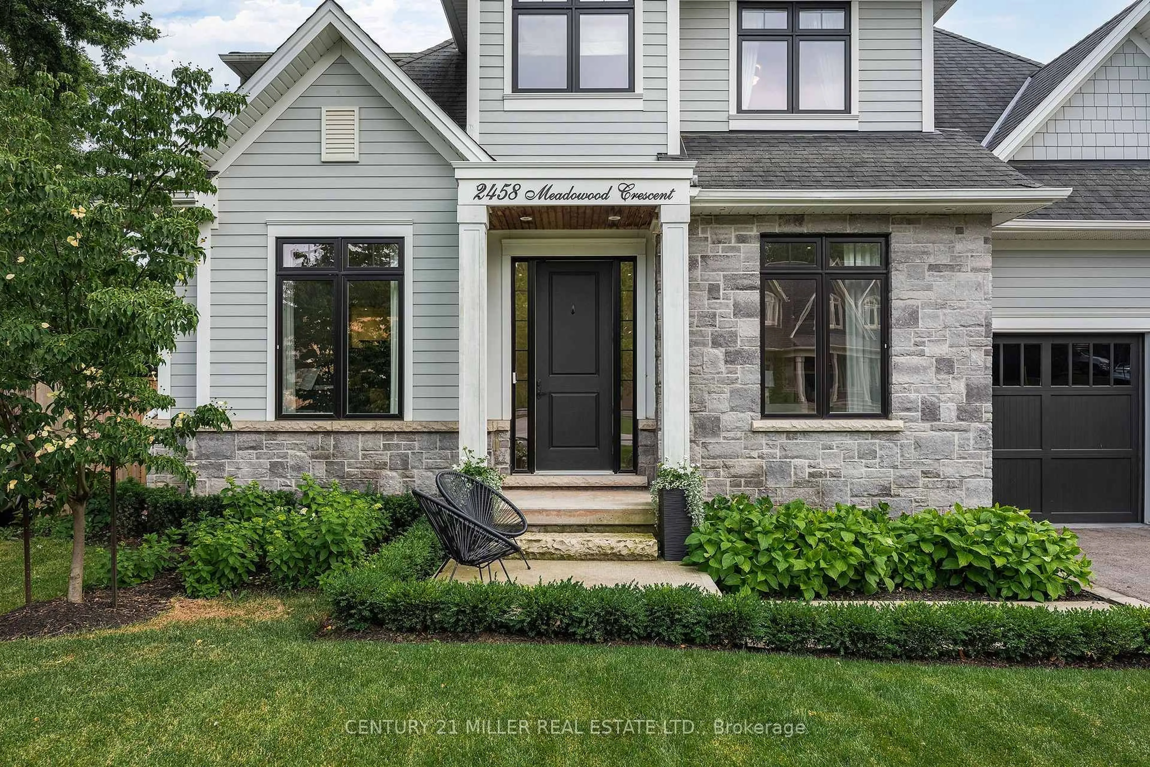 Home with brick exterior material, street for 2458 Meadowood Cres, Oakville Ontario L6L 1V6