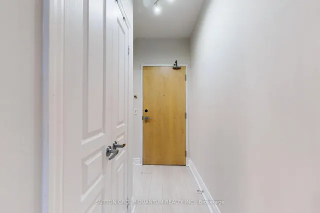3939 Duke Of York Blvd #701, Mississauga 4