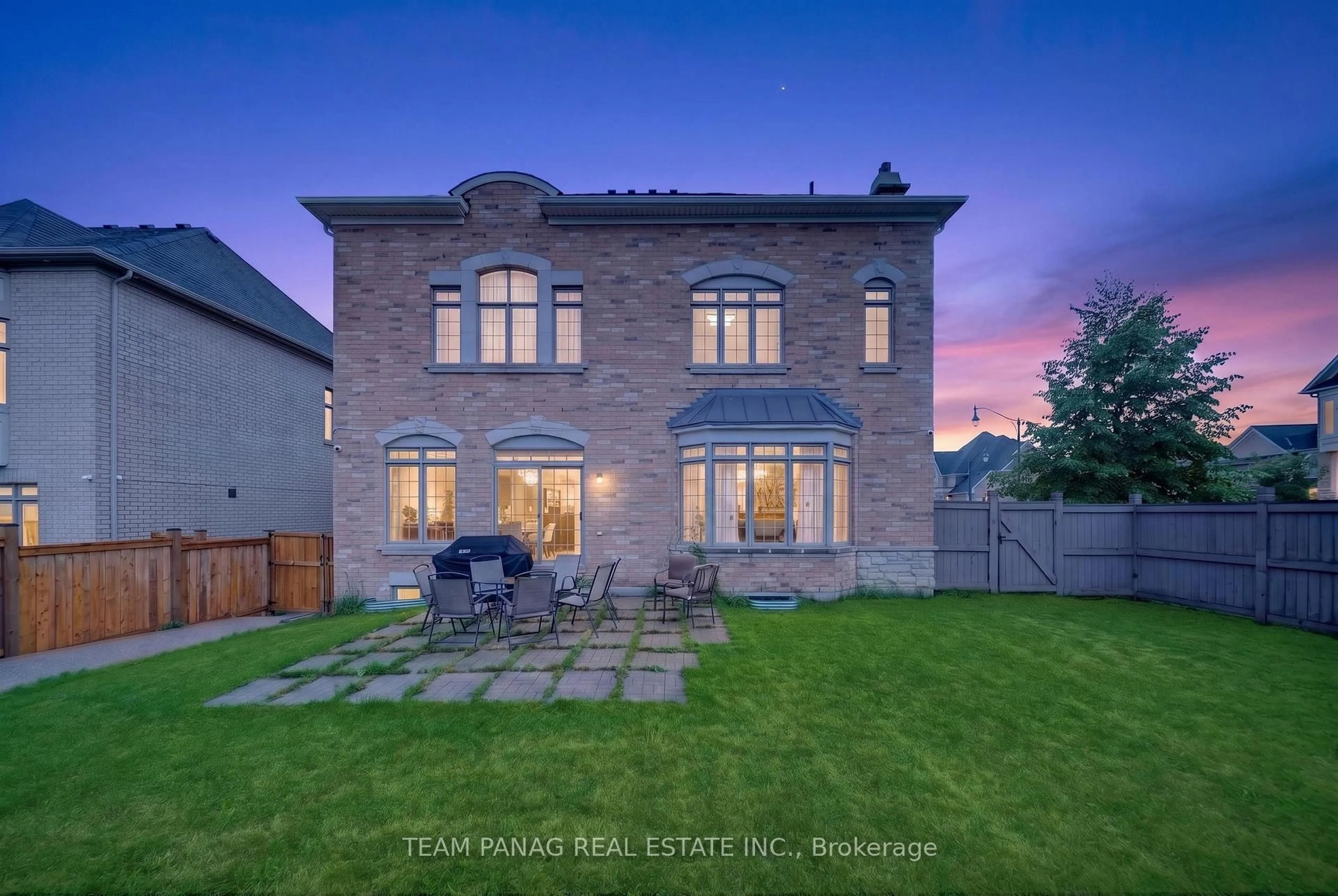 A pic from outside/outdoor area/front of a property/back of a property/a pic from drone, building for 1 Astrantia Way, Brampton Ontario L6X 1P3