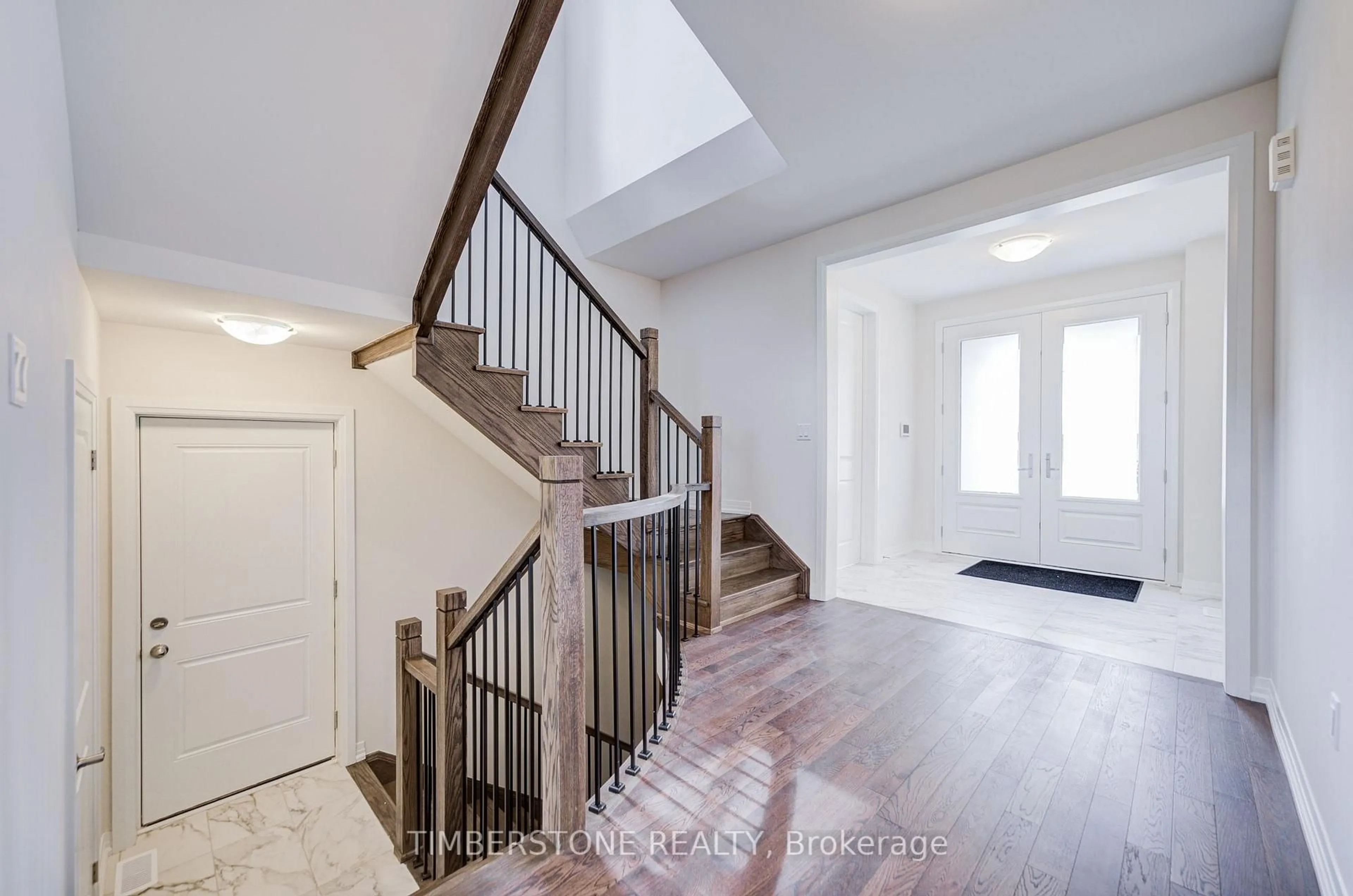 Unknown for 23 Aveena Rd, Brampton Ontario L6P 4R8