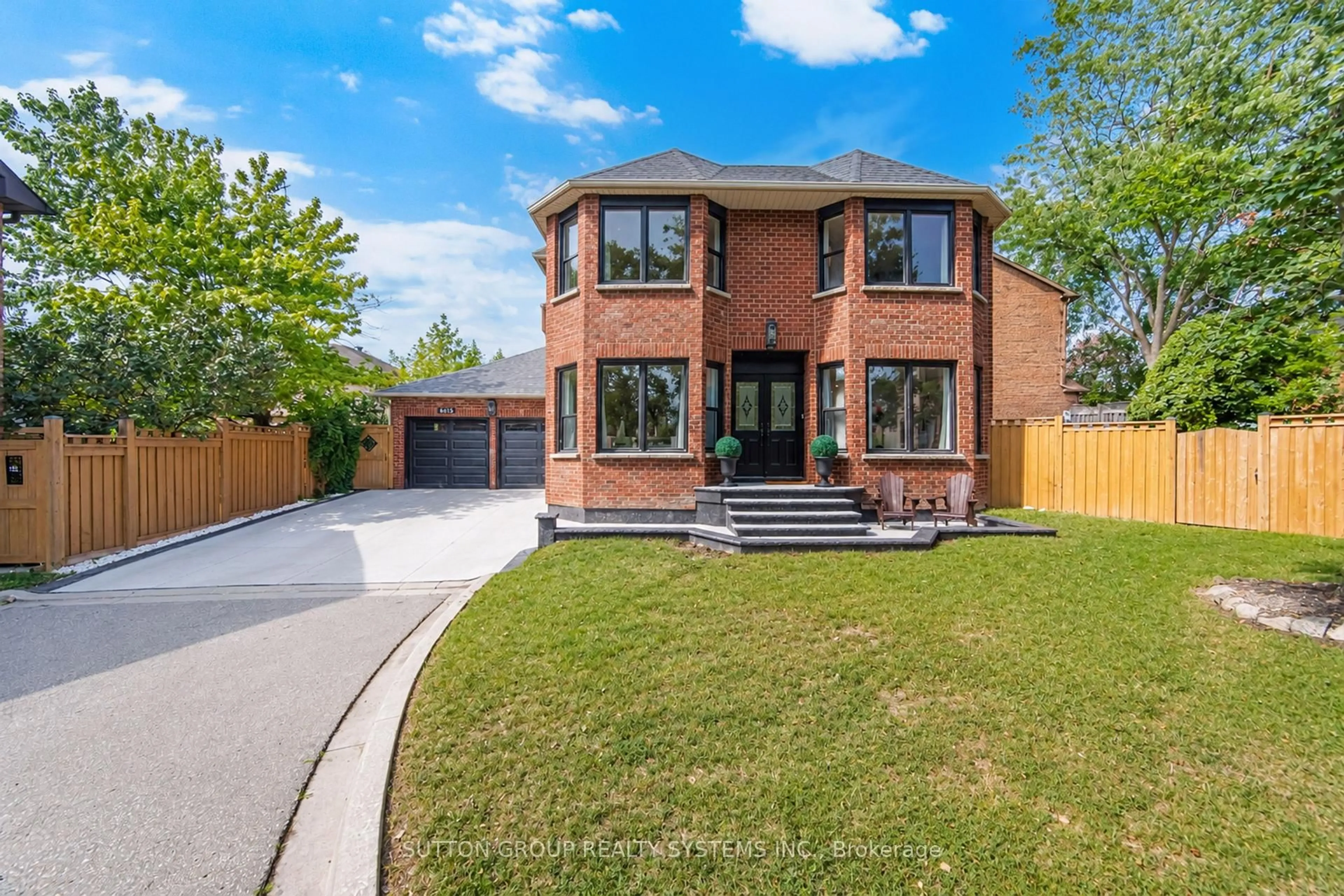 Home with brick exterior material, street for 6615 Snow Goose Lane, Mississauga Ontario L5N 5H5