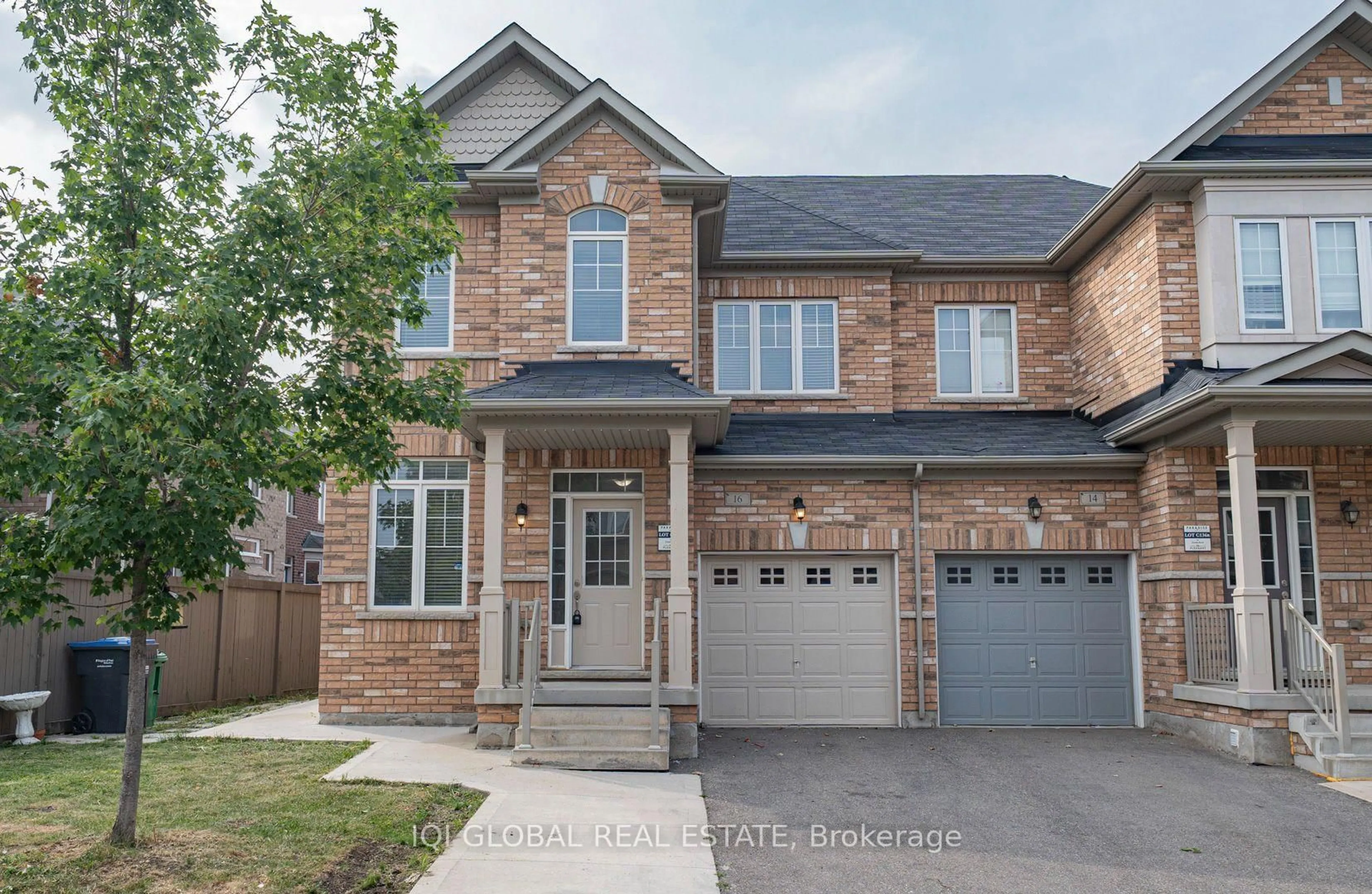 Home with brick exterior material, street for 16 Zenida Rd, Brampton Ontario L7A 0C4