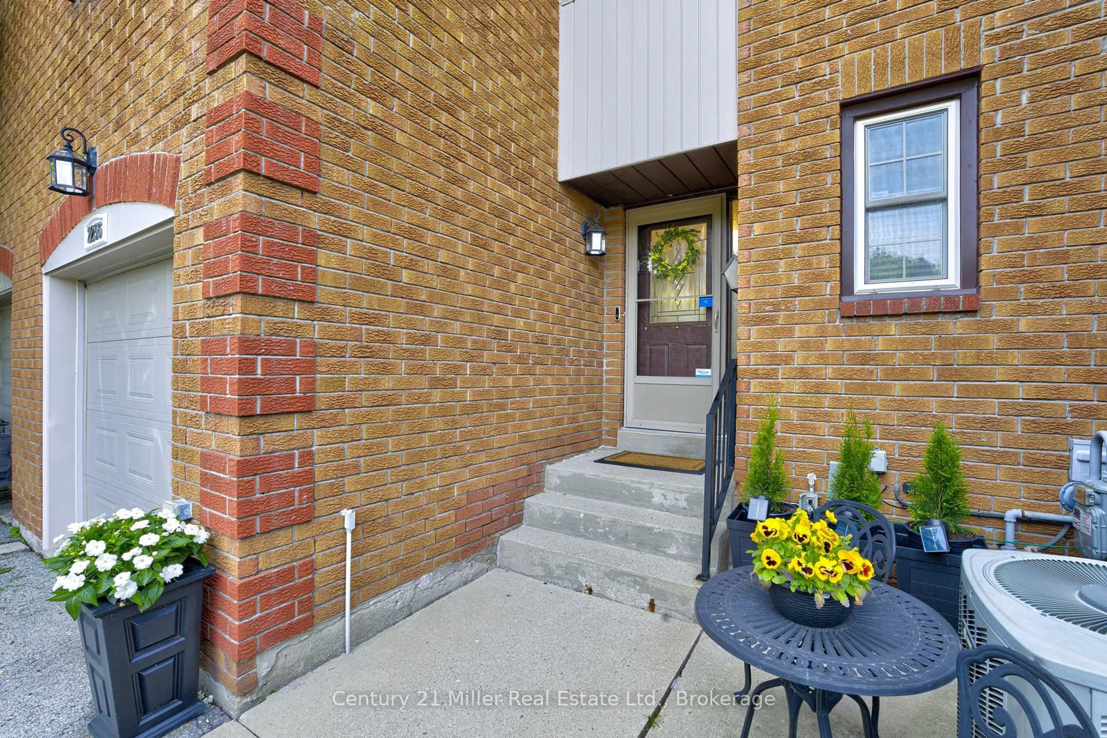 Unknown for 2256 MARGOT St, Oakville Ontario L6H 3M7