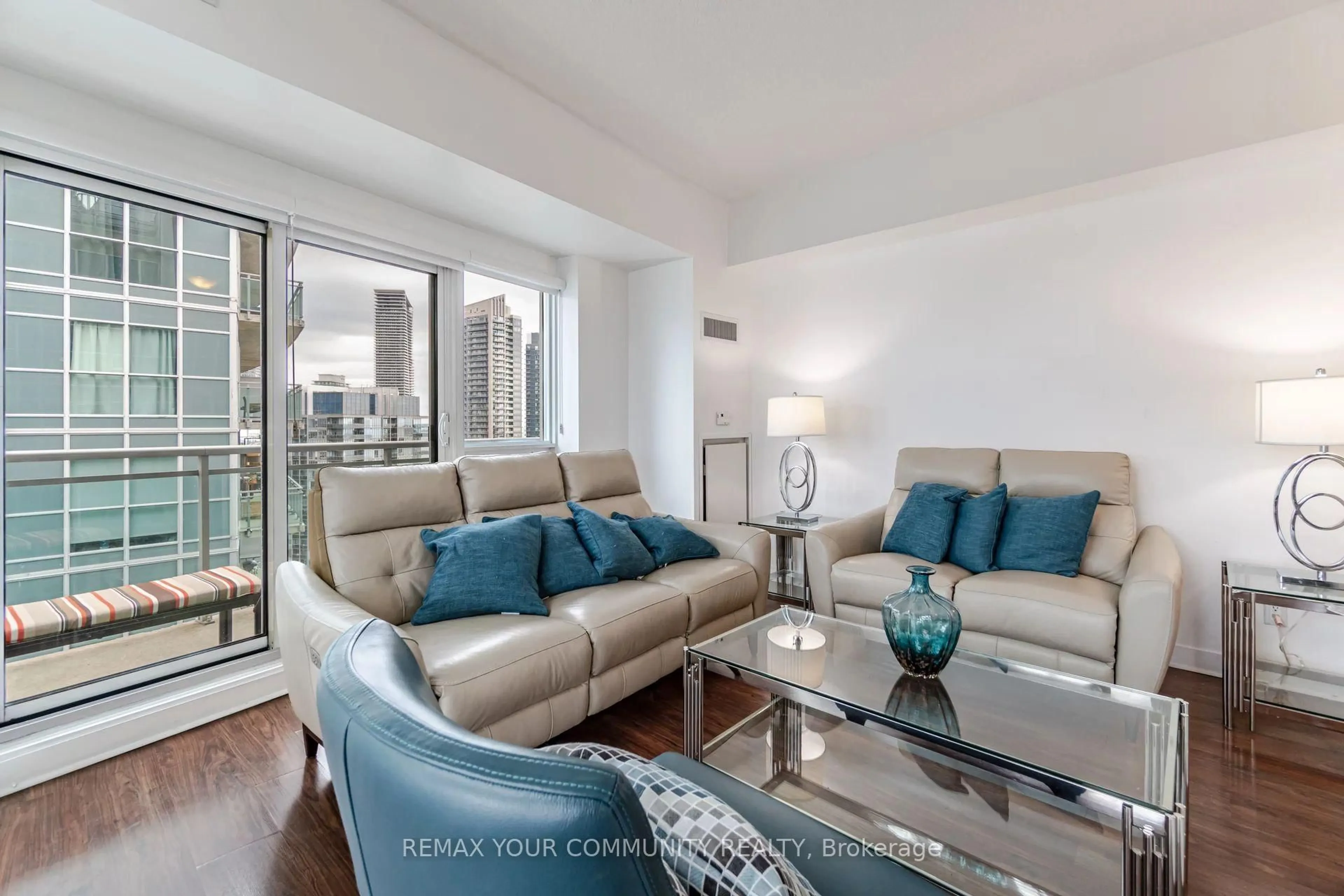 Living room with furniture, unknown for 155 Legion Rd #Ph-2913, Toronto Ontario M8Y 0A7