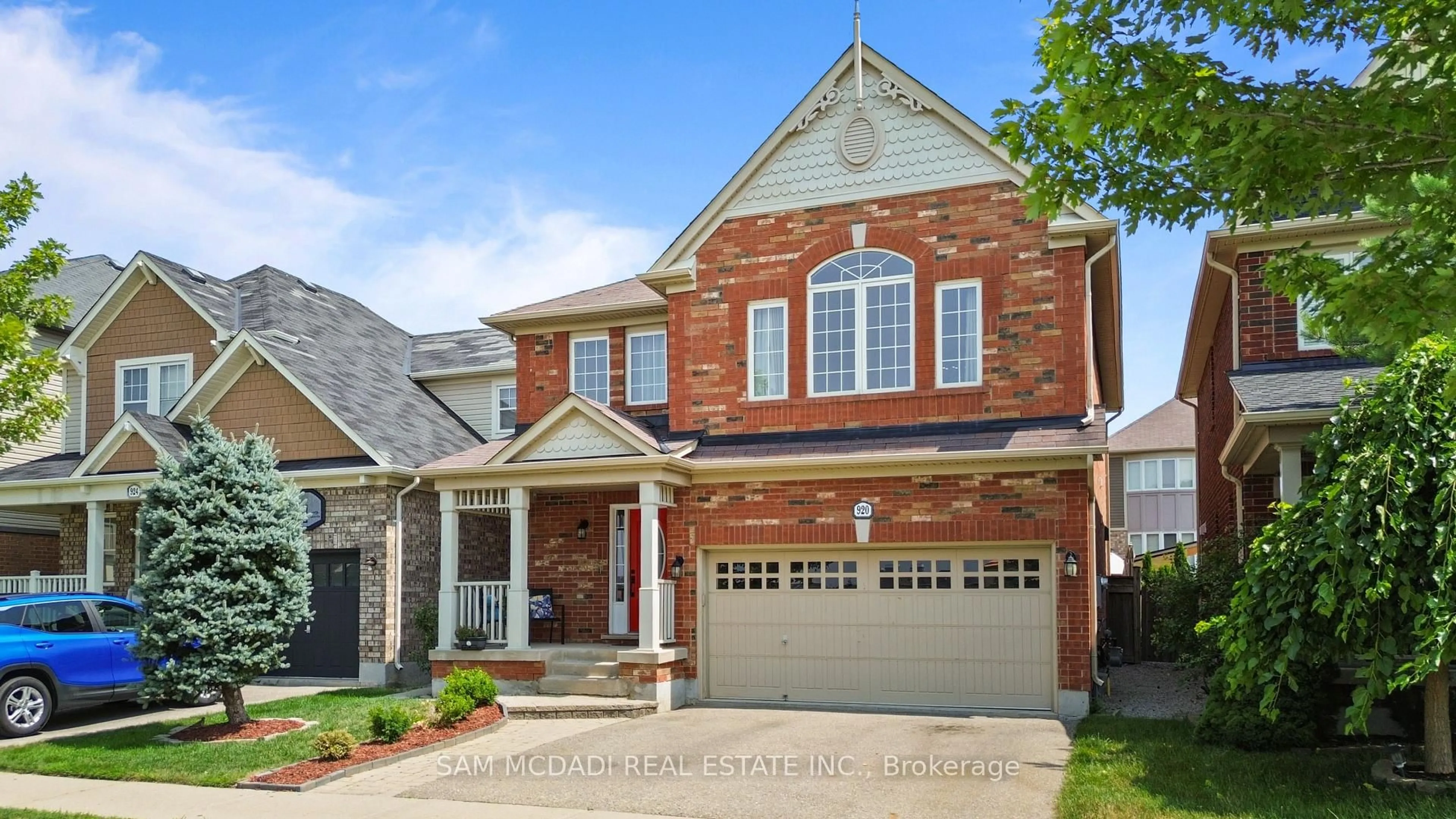 Home with brick exterior material, street for 920 Clark Blvd, Milton Ontario L9T 6P5