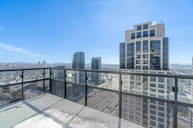 10 Eva Rd #2701, Toronto 3