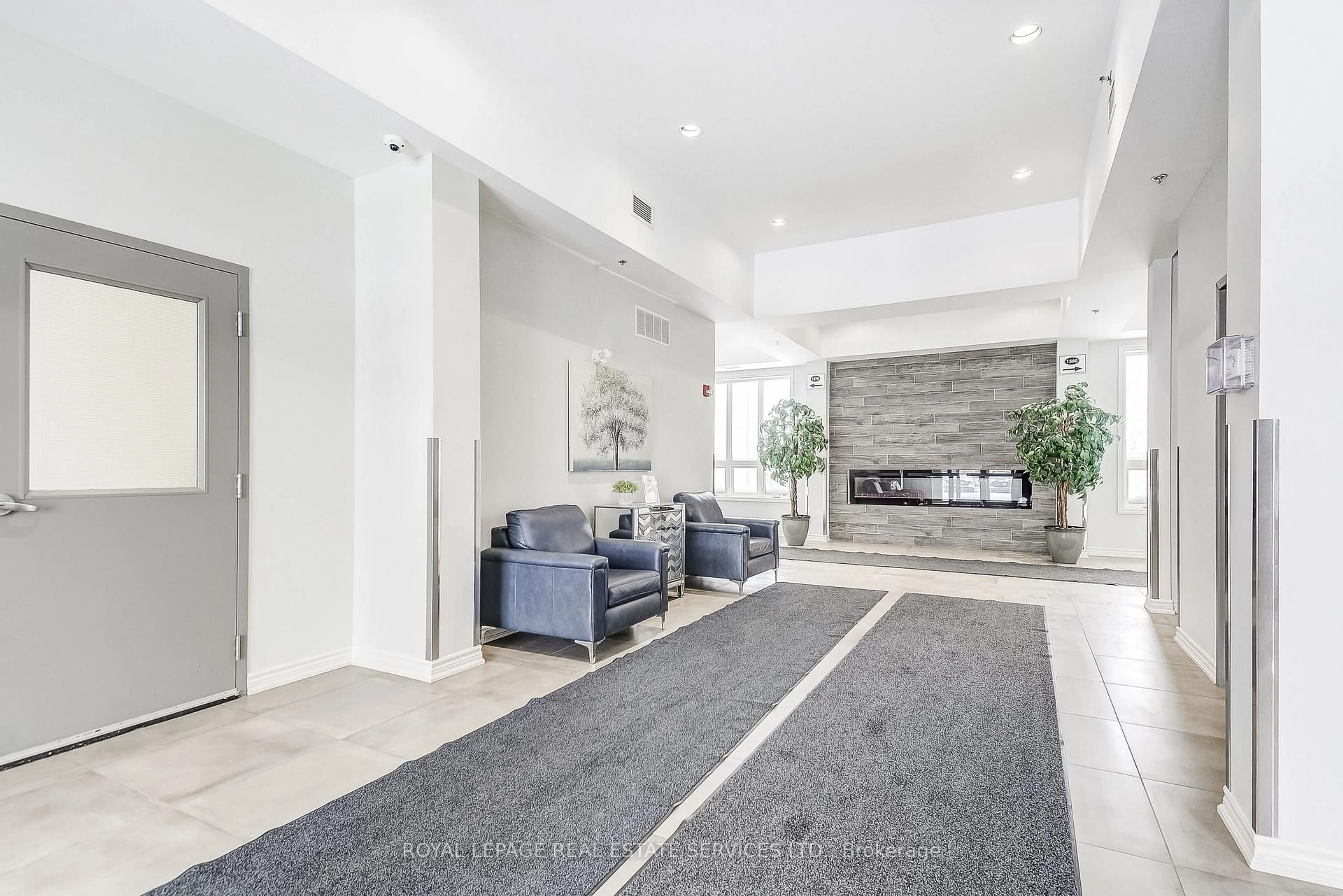 Lobby for 1360 Costigan Rd #211, Milton Ontario L9T 0Y8