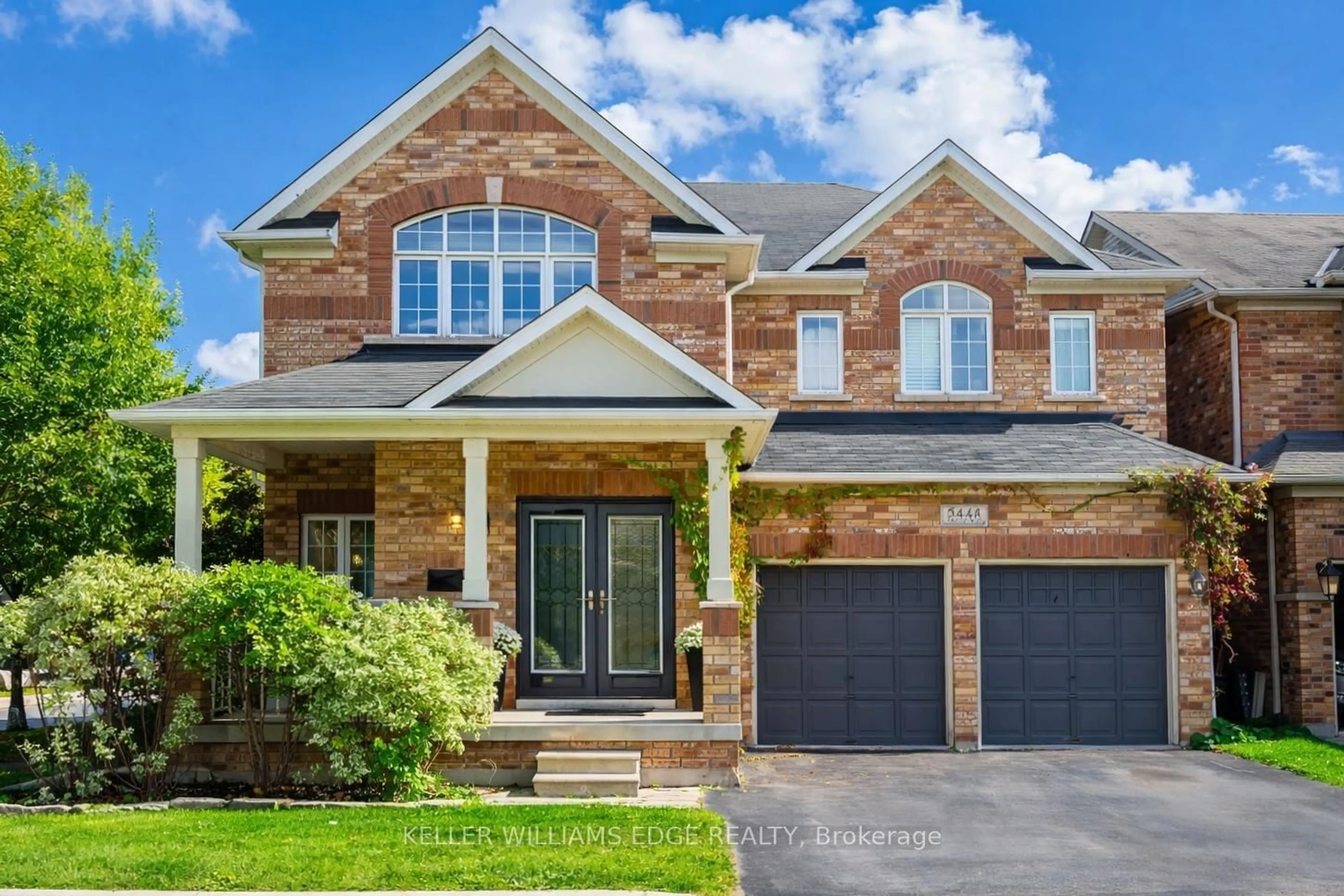 Home with brick exterior material, street for 5444 SUNDIAL Rd, Burlington Ontario L7L 7N1
