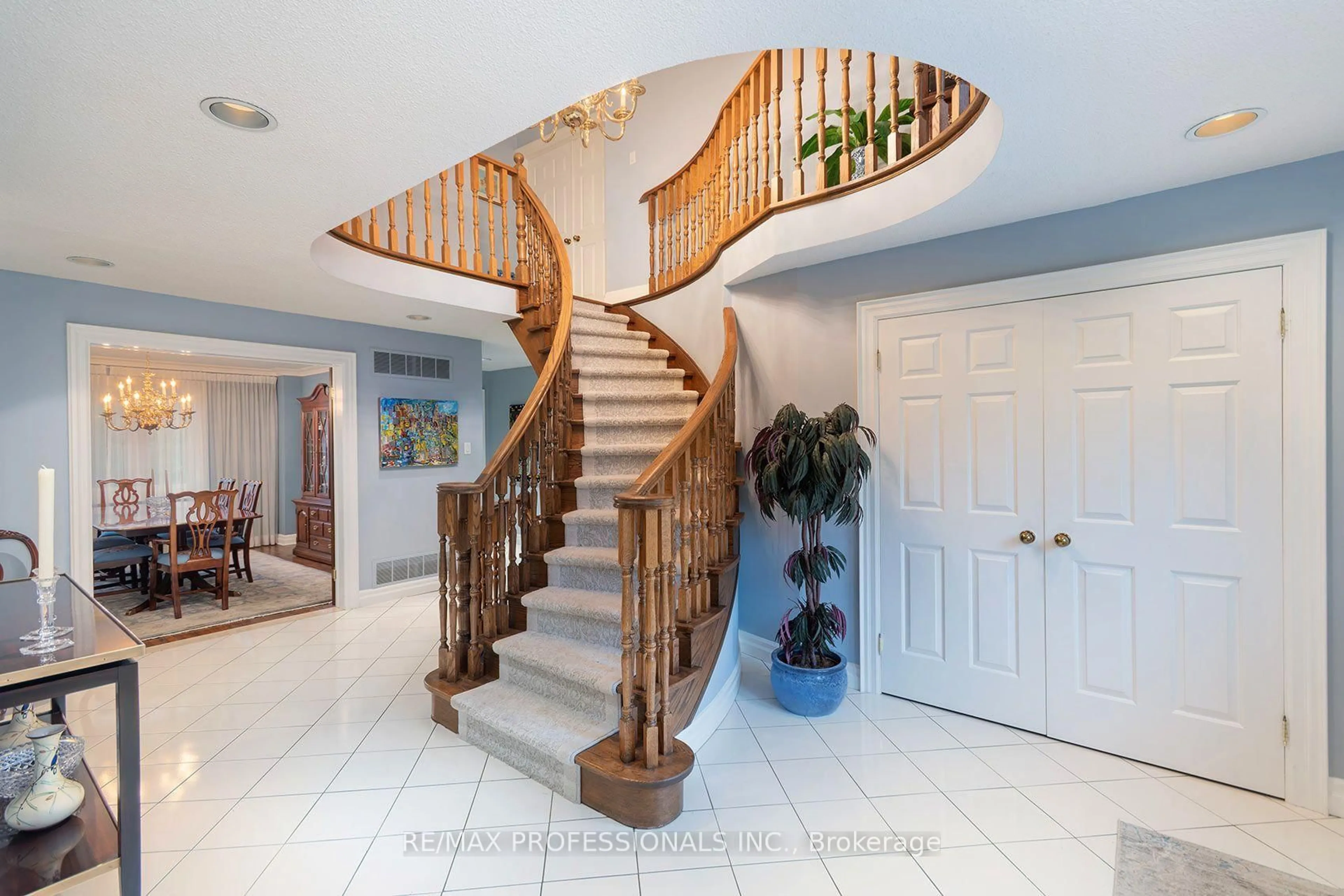 Unknown for 1820 Shady Creek Crt, Mississauga Ontario L5L 3W2