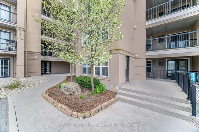 1350 Main St #412, Milton 4