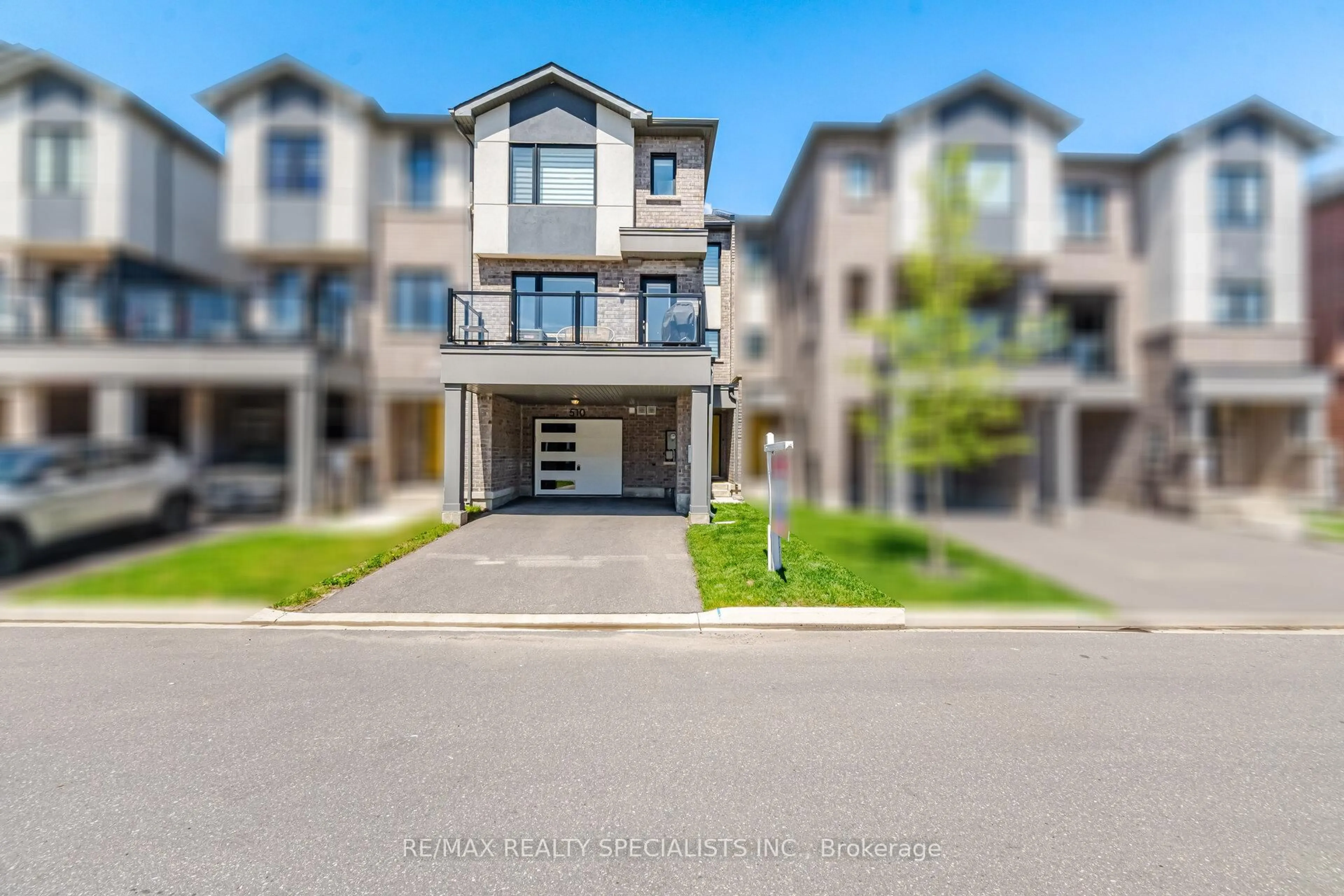 Unknown for 510 Bellflower Crt, Milton Ontario L9T 2X5