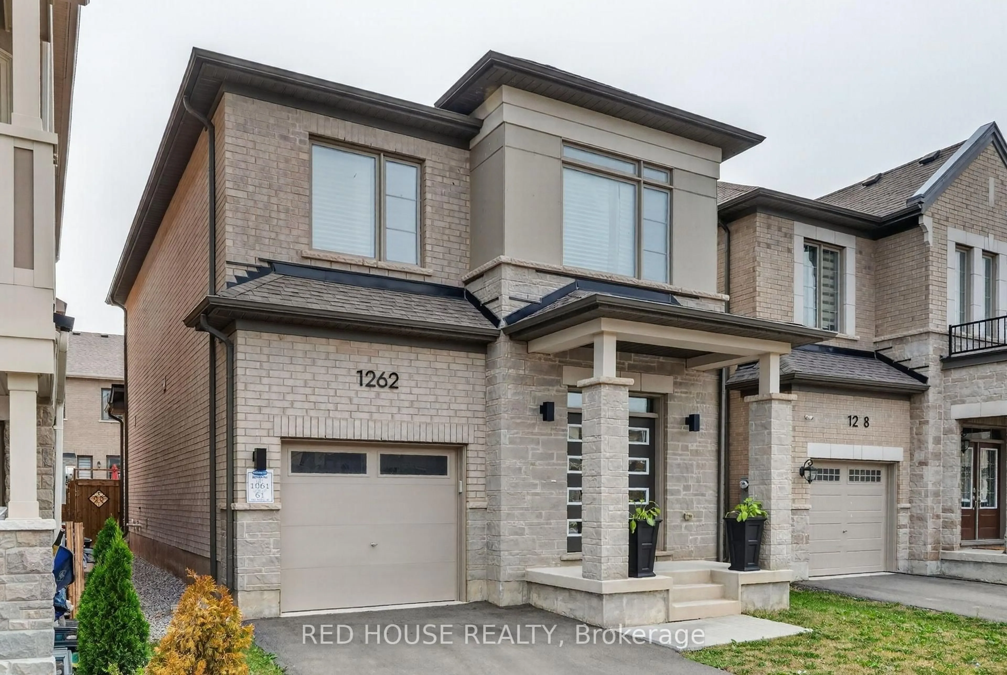 Home with brick exterior material, street for 1262 Trudeau Dr, Milton Ontario L9T 6H8