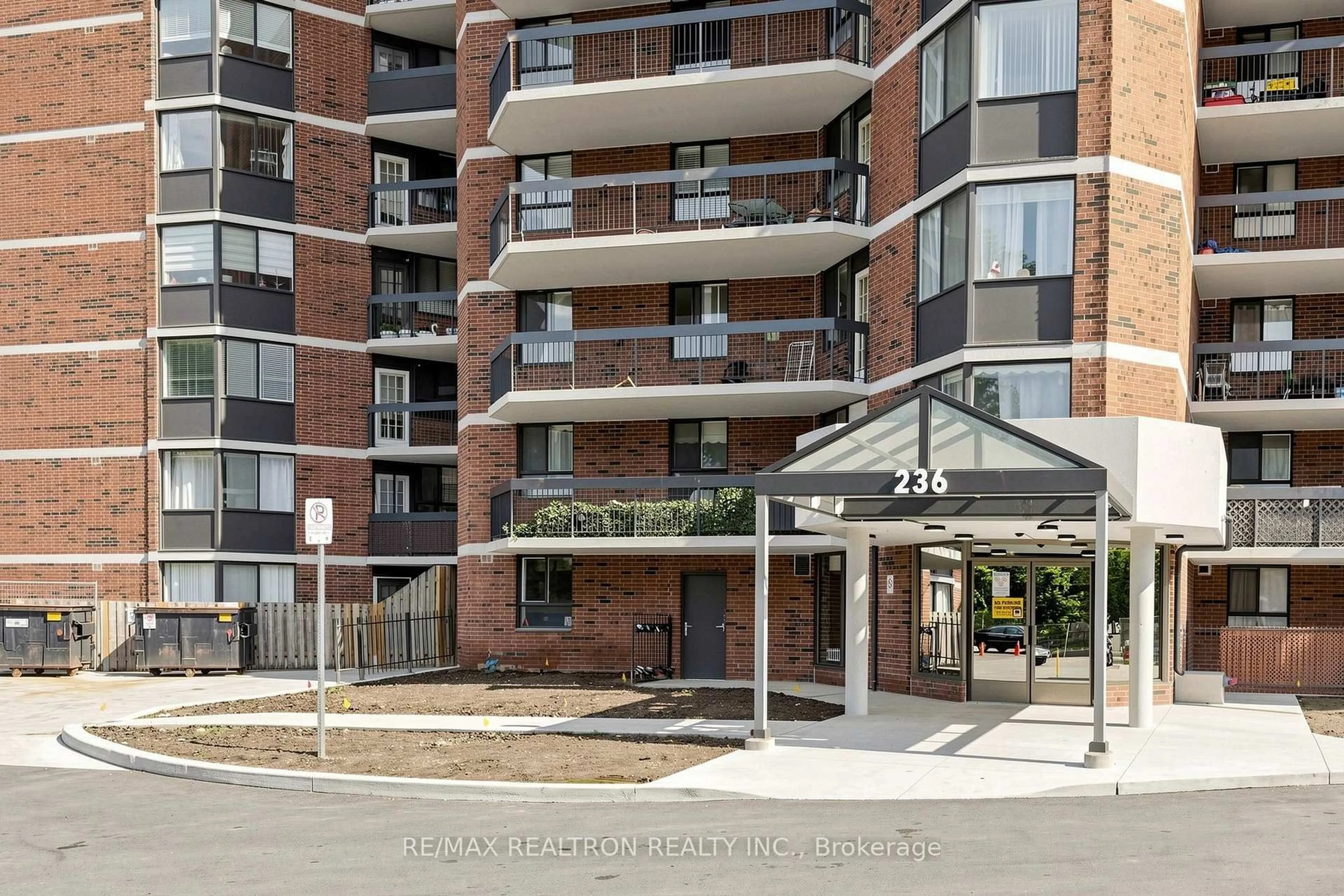 Unknown for 236 Albion Rd #1902, Toronto Ontario M9W 6A6