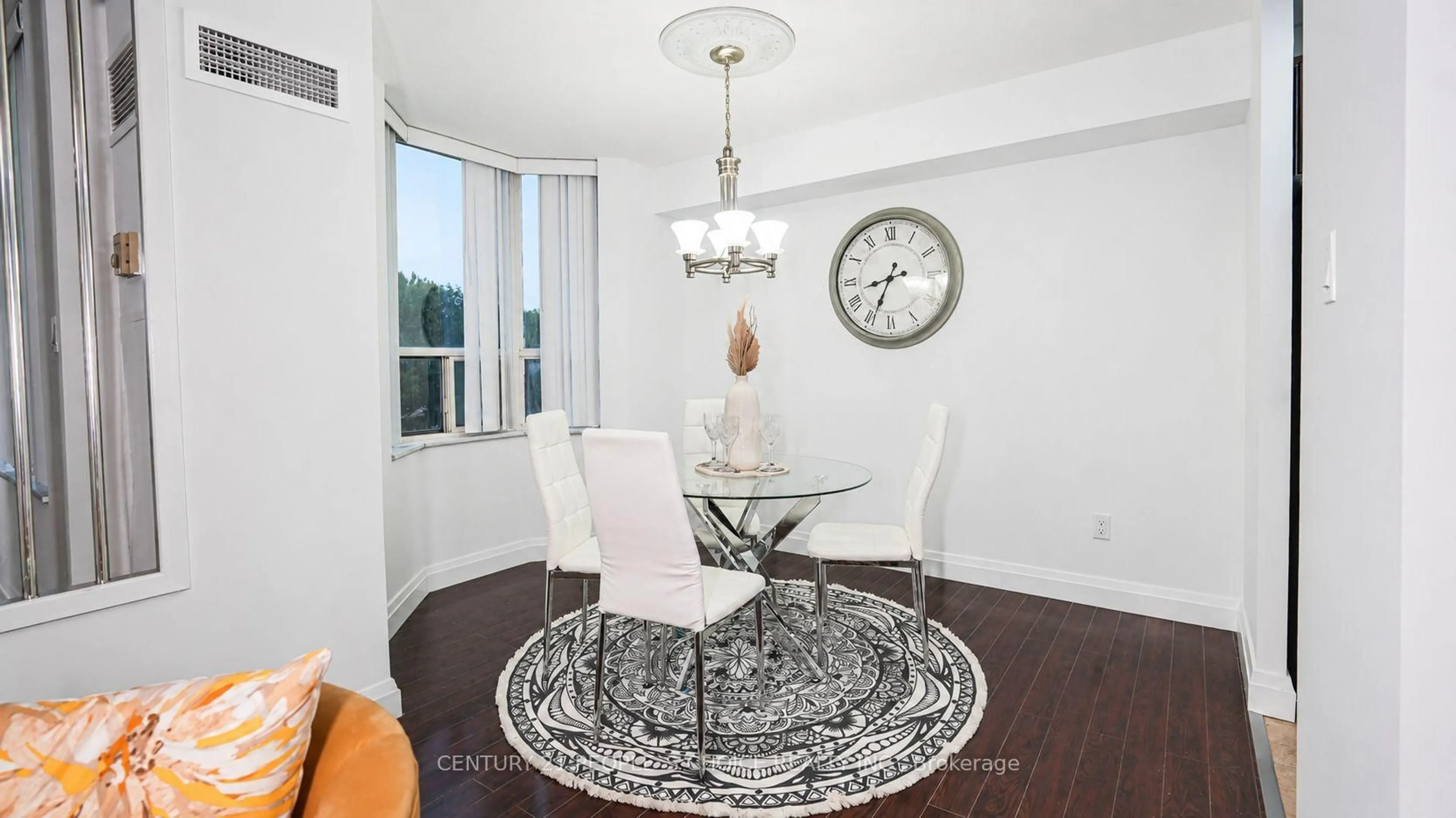 Dining room, unknown for 30 Malta Ave #302, Brampton Ontario L6Y 4S5