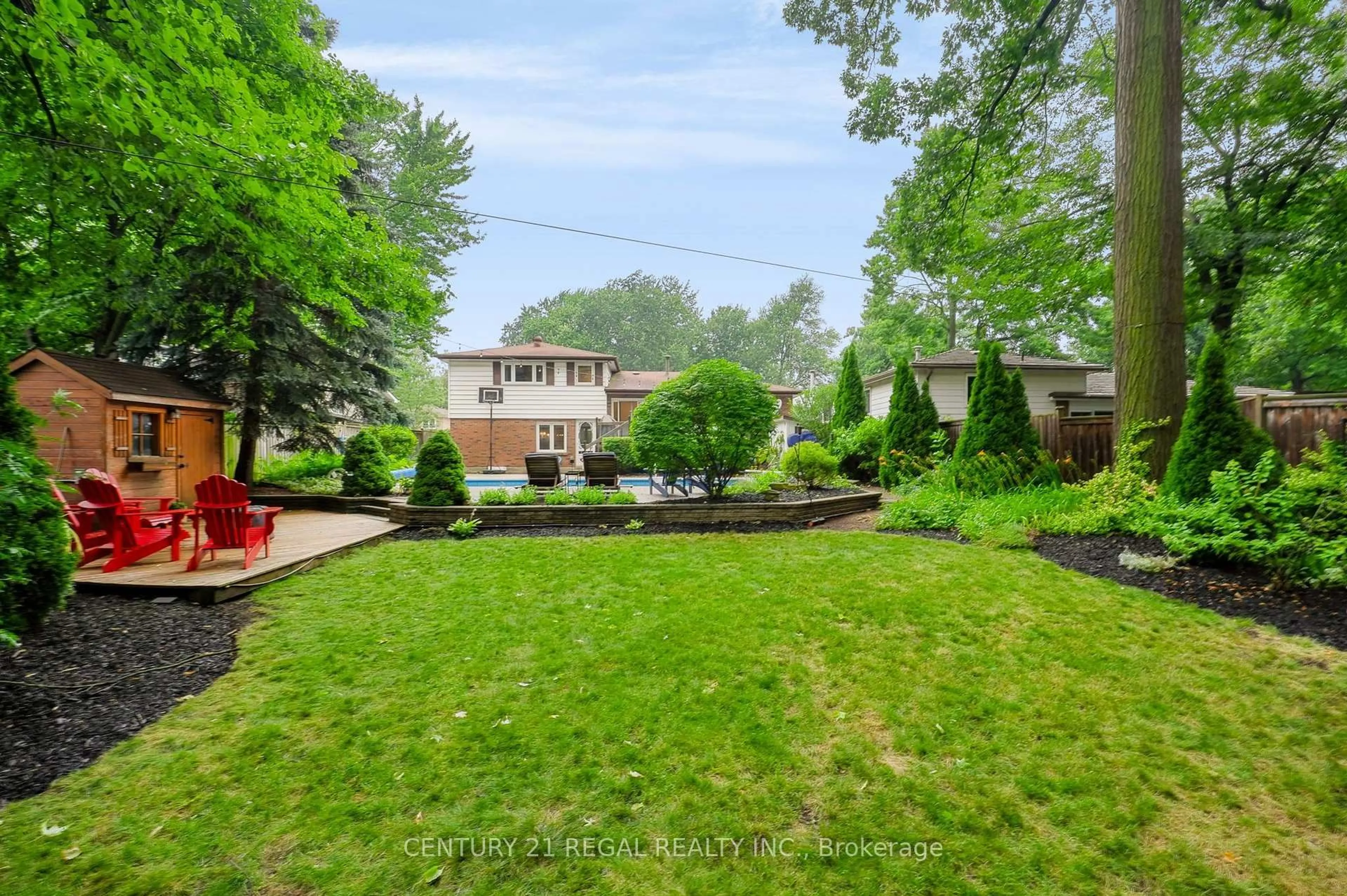 Patio, street for 5324 Linbrook Rd, Burlington Ontario L7L 3T9