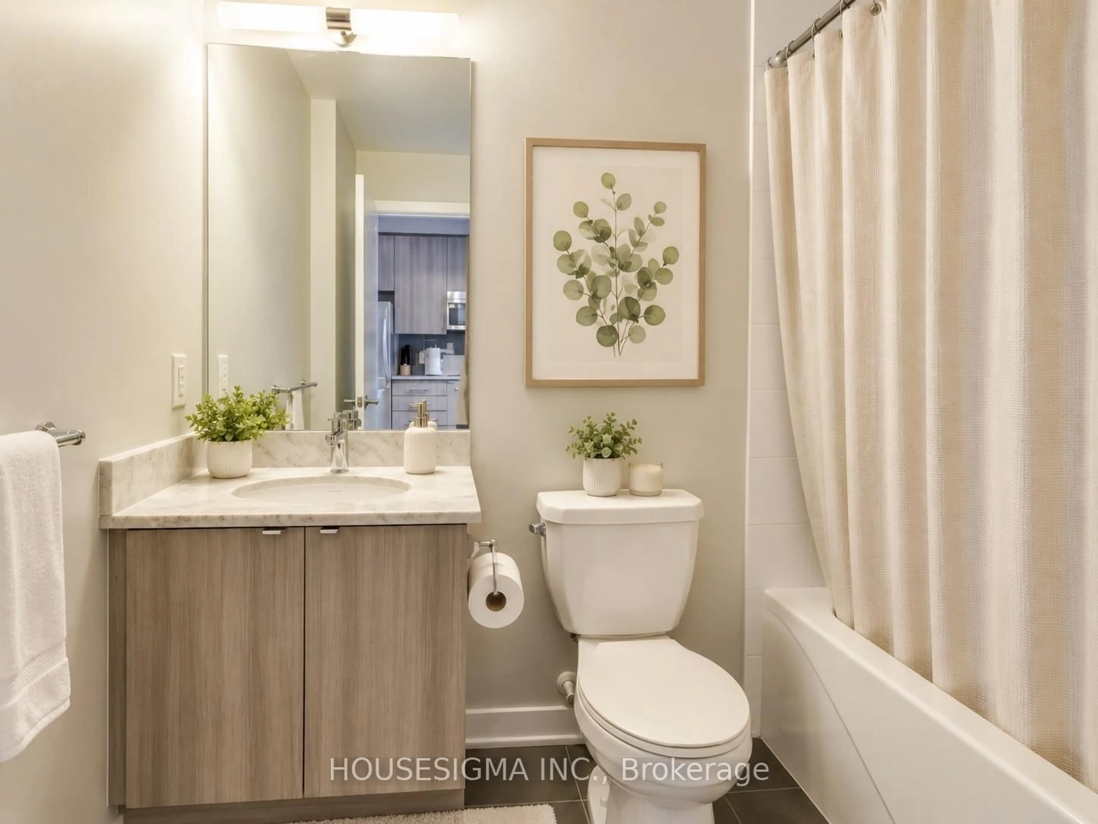 Standard bathroom, ceramic/tile floor for 4099 Brickstone Mews #2002, Mississauga Ontario L5B 0G2