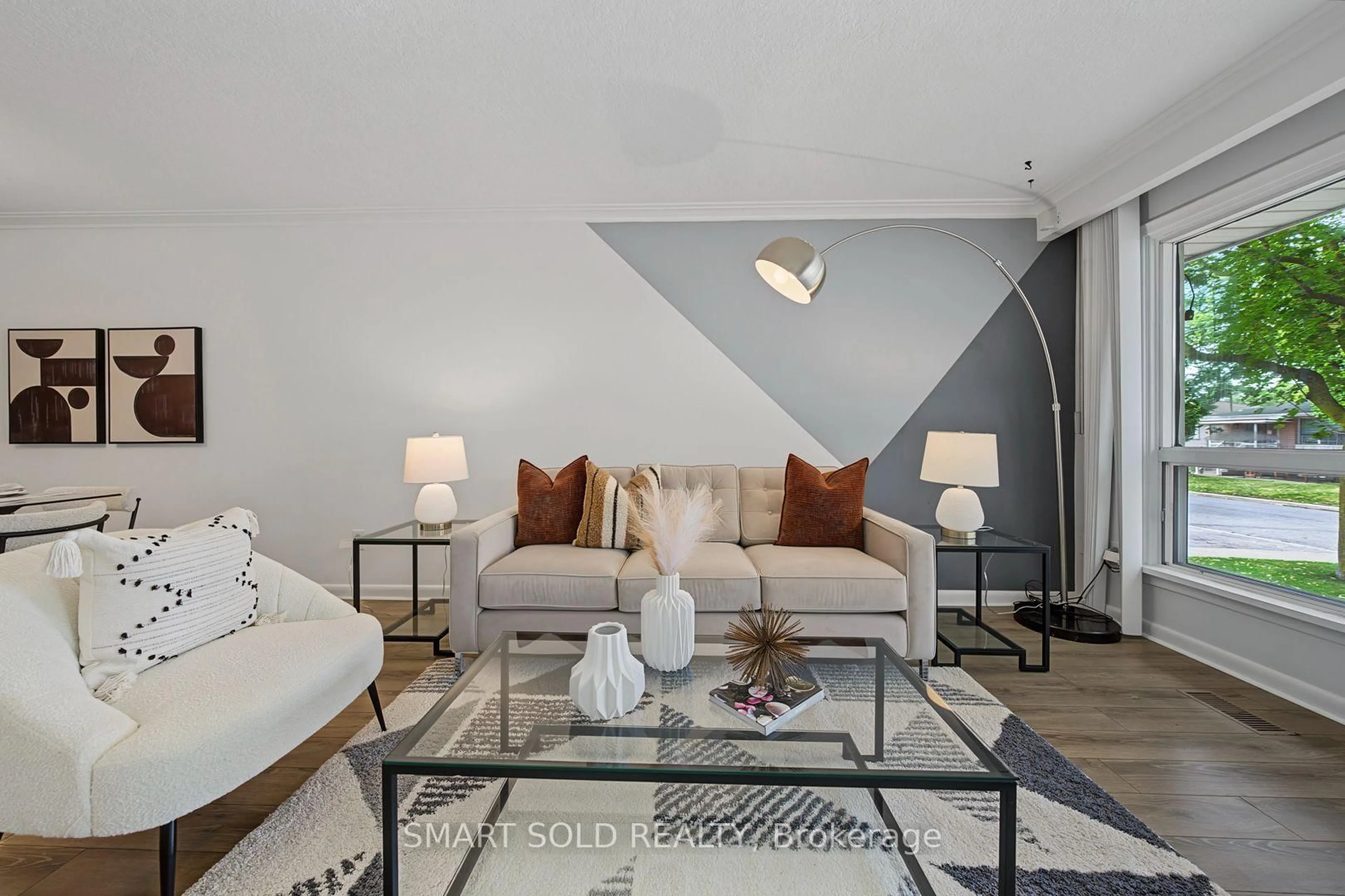 Living room with furniture, unknown for 1 Cameo Cres, Toronto Ontario M6N 2K4